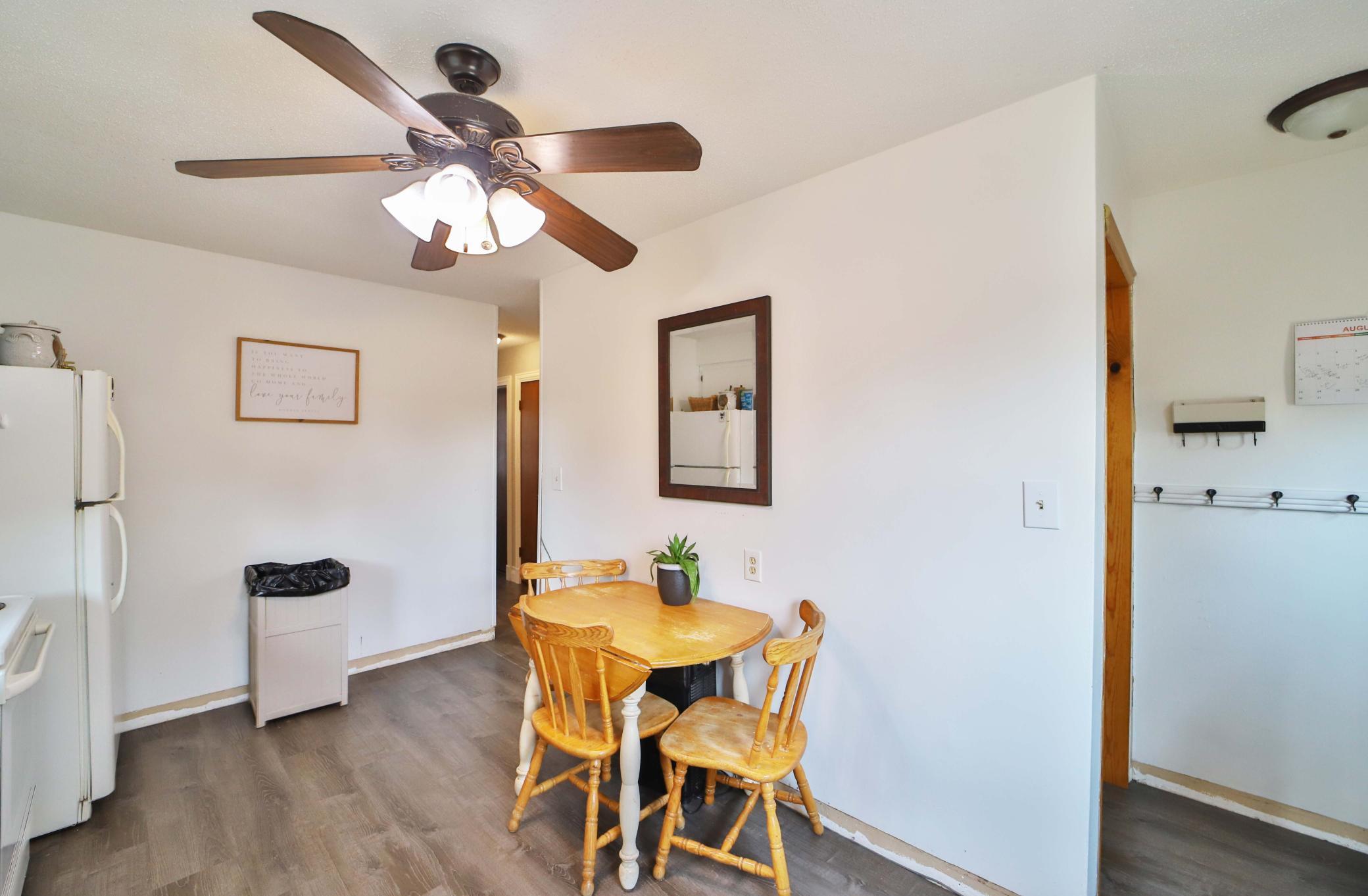 1960 single family home for sale at 1015 13th Avenue NE in Brainerd, MN — 5 bed, 1 bath (photo 4 of 44)