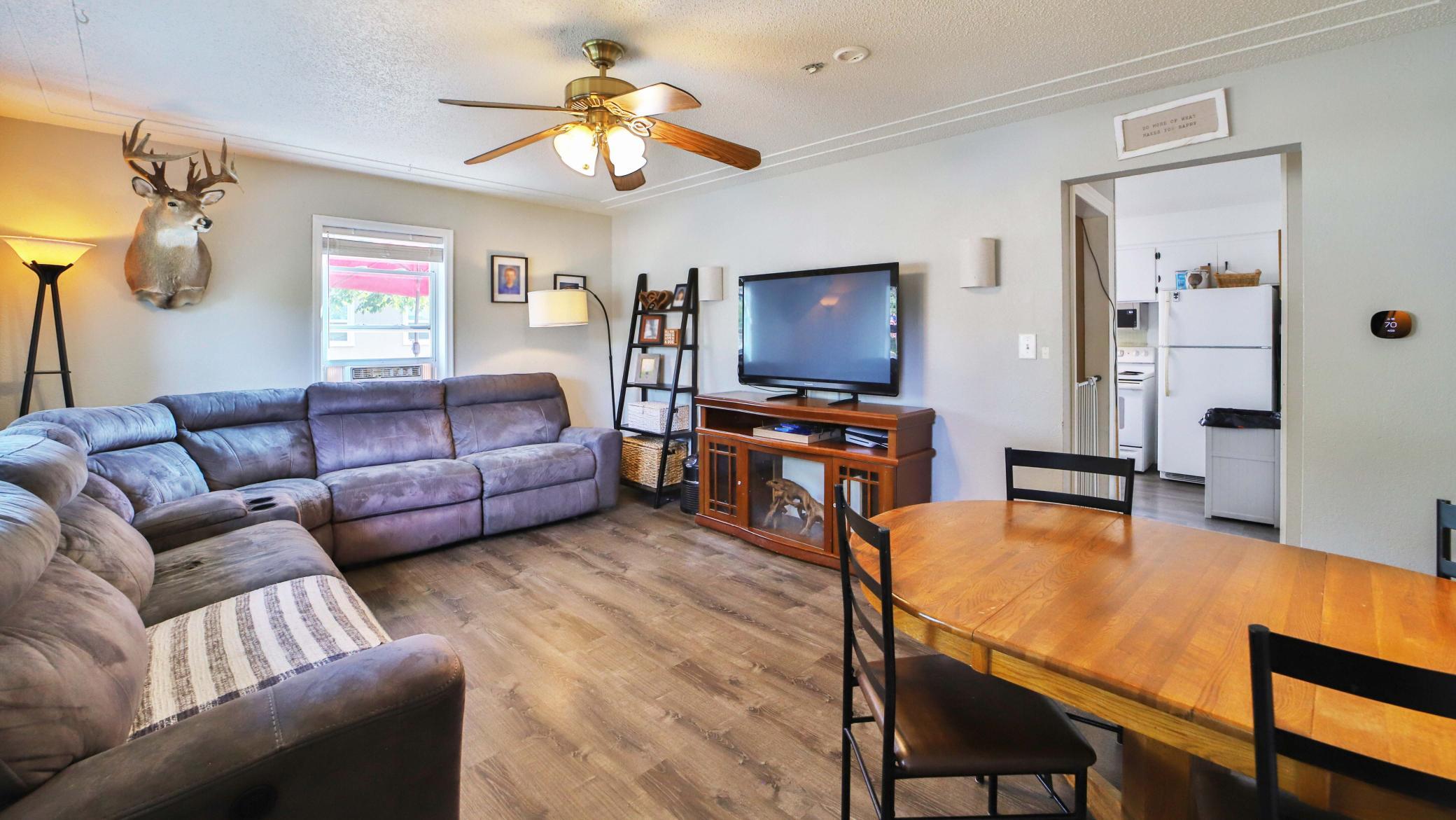 1960 single family home for sale at 1015 13th Avenue NE in Brainerd, MN — 5 bed, 1 bath (photo 5 of 44)