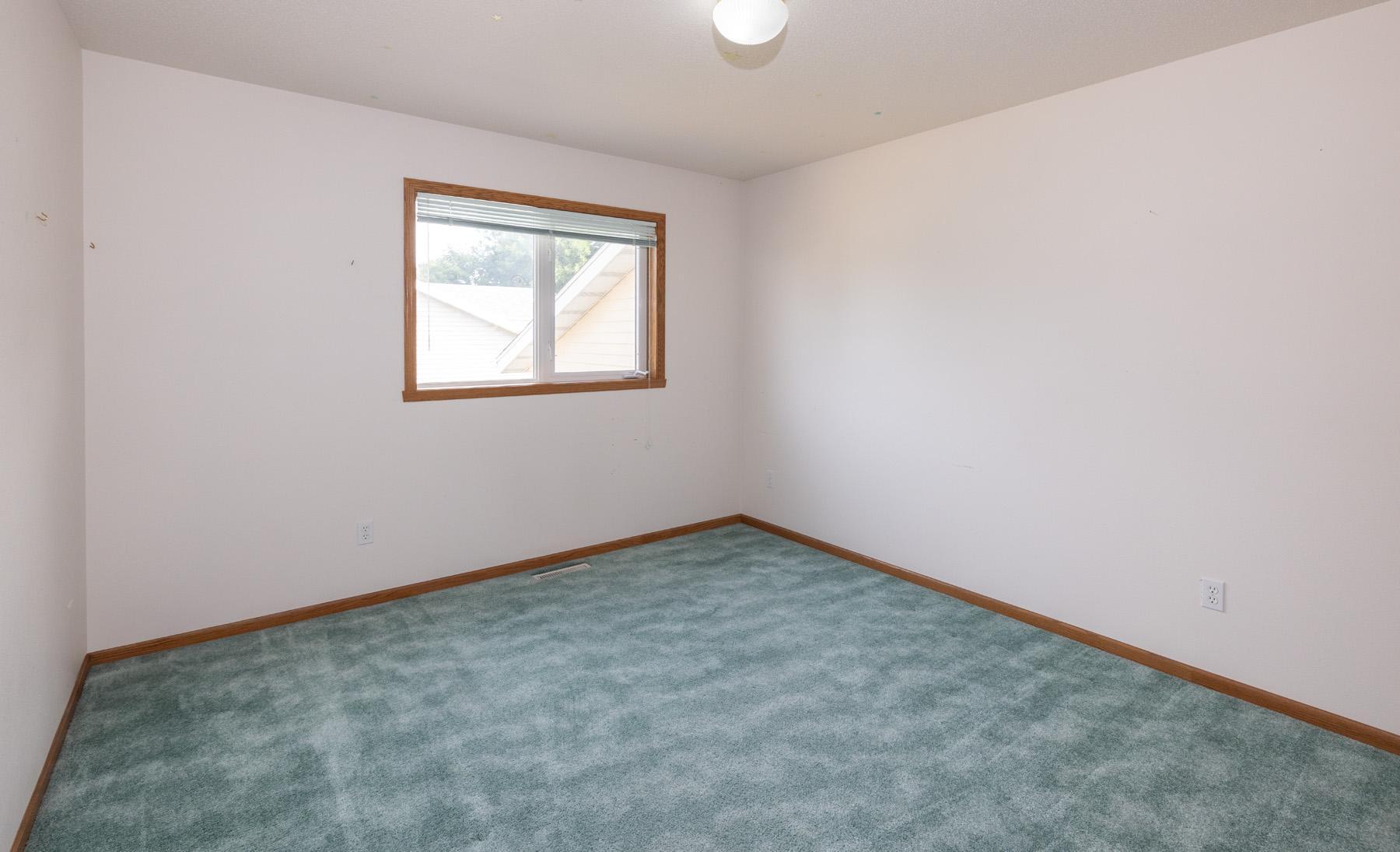 3609 Westmoor Boulevard, Moorhead MN 56560 - Photo 23 of 49