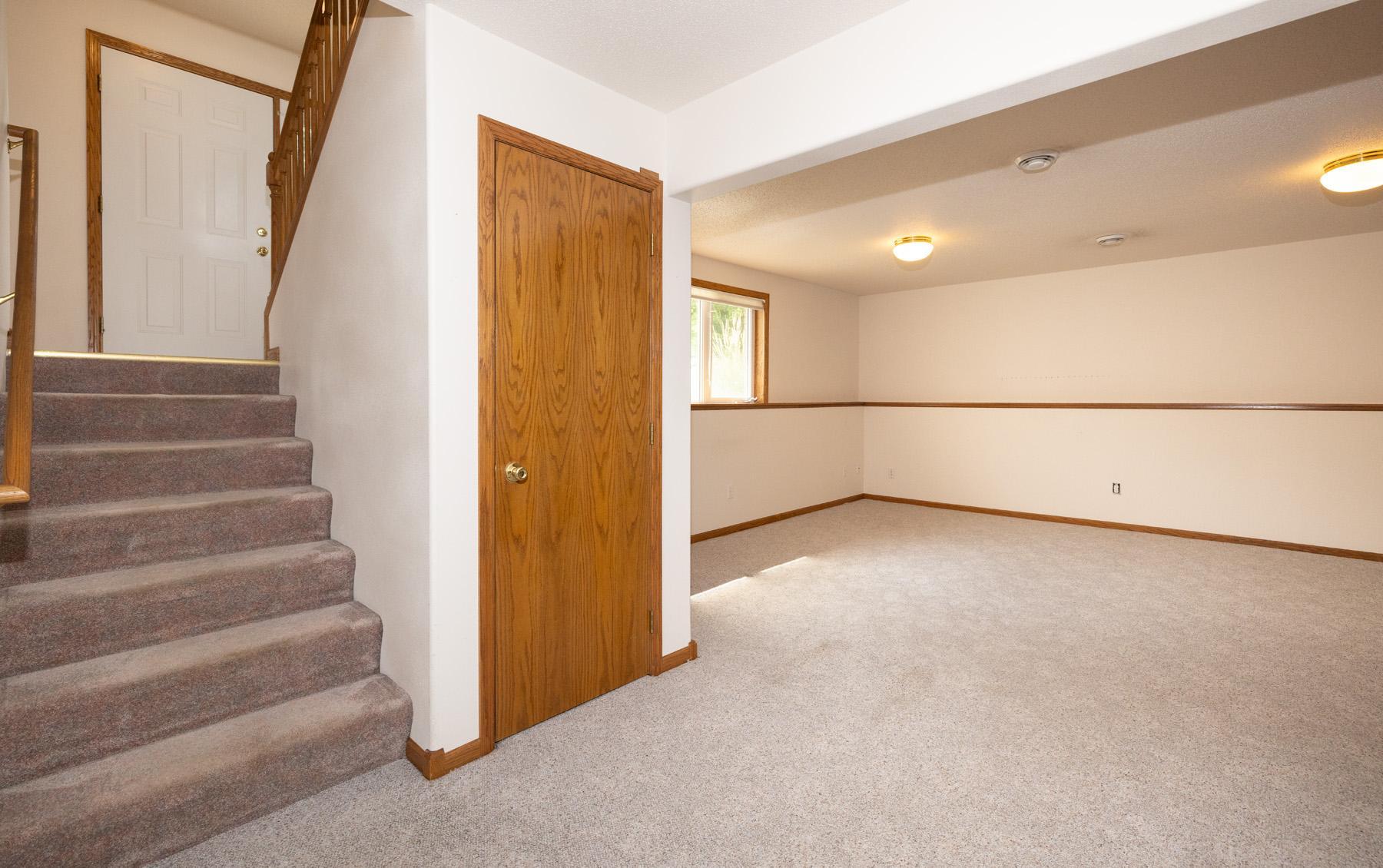 3609 Westmoor Boulevard, Moorhead MN 56560 - Photo 29 of 49