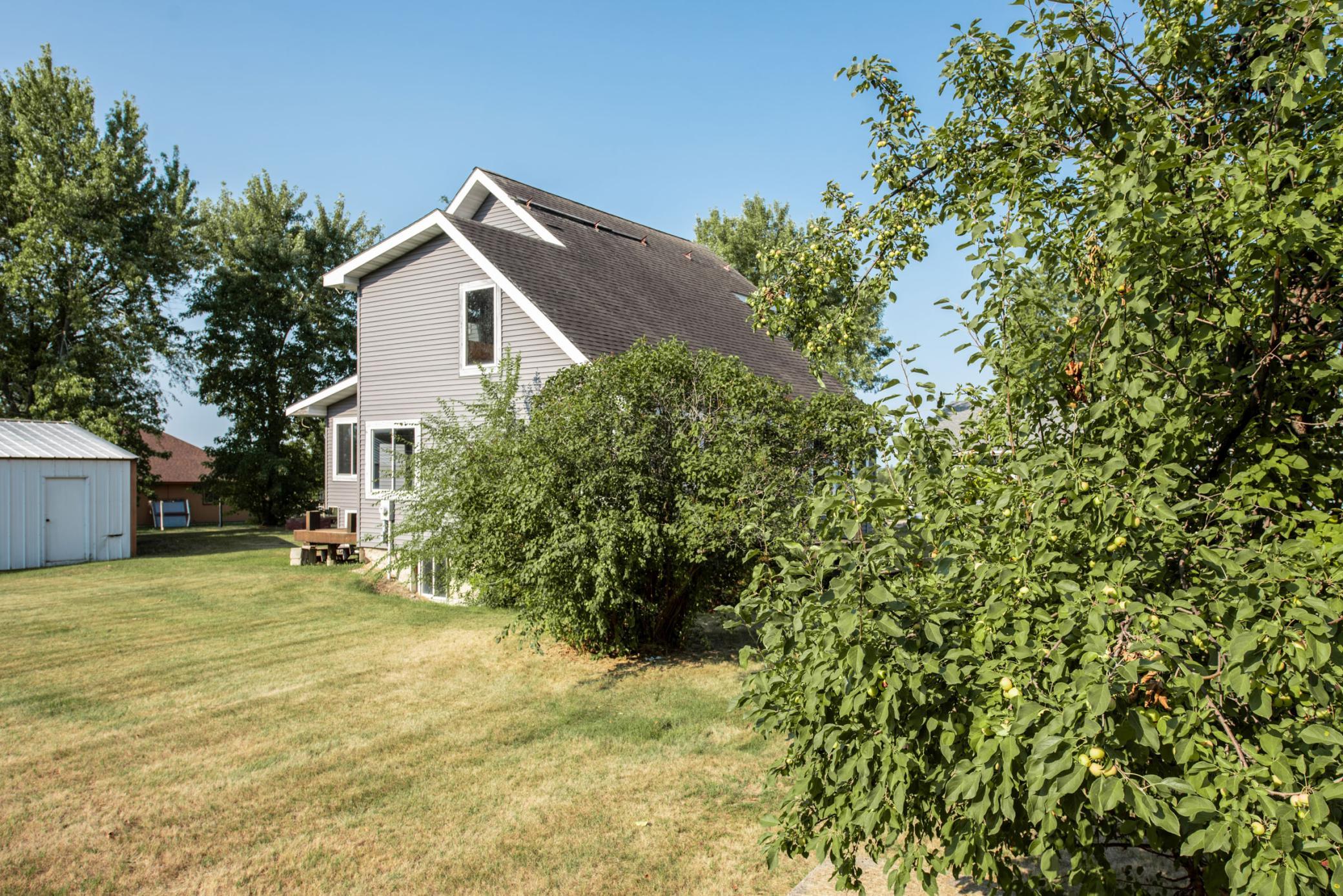 221 E Lake Street, Parkers Prairie MN 56361 - Photo 24 of 29