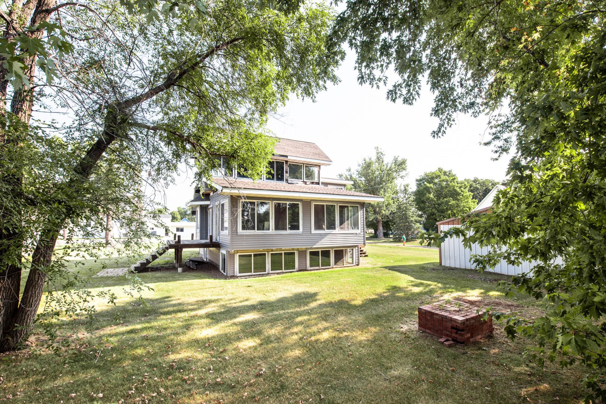 221 E Lake Street, Parkers Prairie MN 56361 - Photo 25 of 29