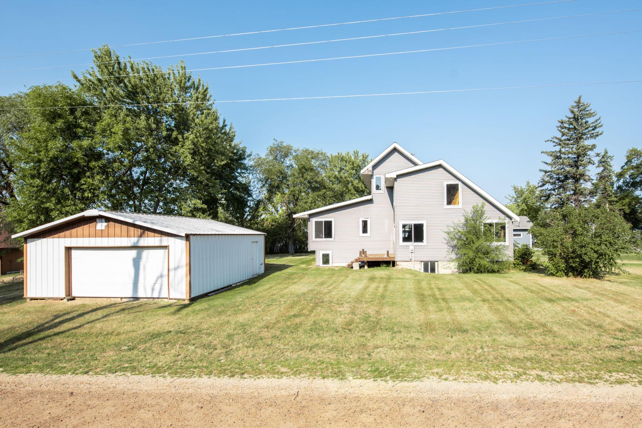 221 E Lake Street, Parkers Prairie MN 56361 - Photo 26 of 29