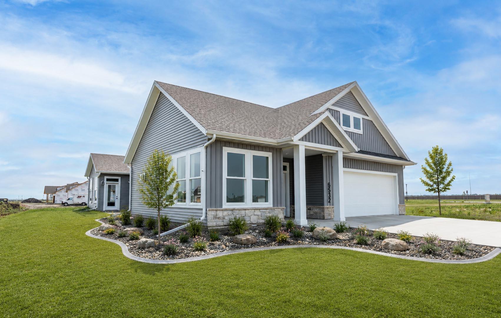 2025 single family home for sale at 6532 Sun Valley Boulevard in Horace, ND — 2 bed, 2 bath (photo 2 of 15)