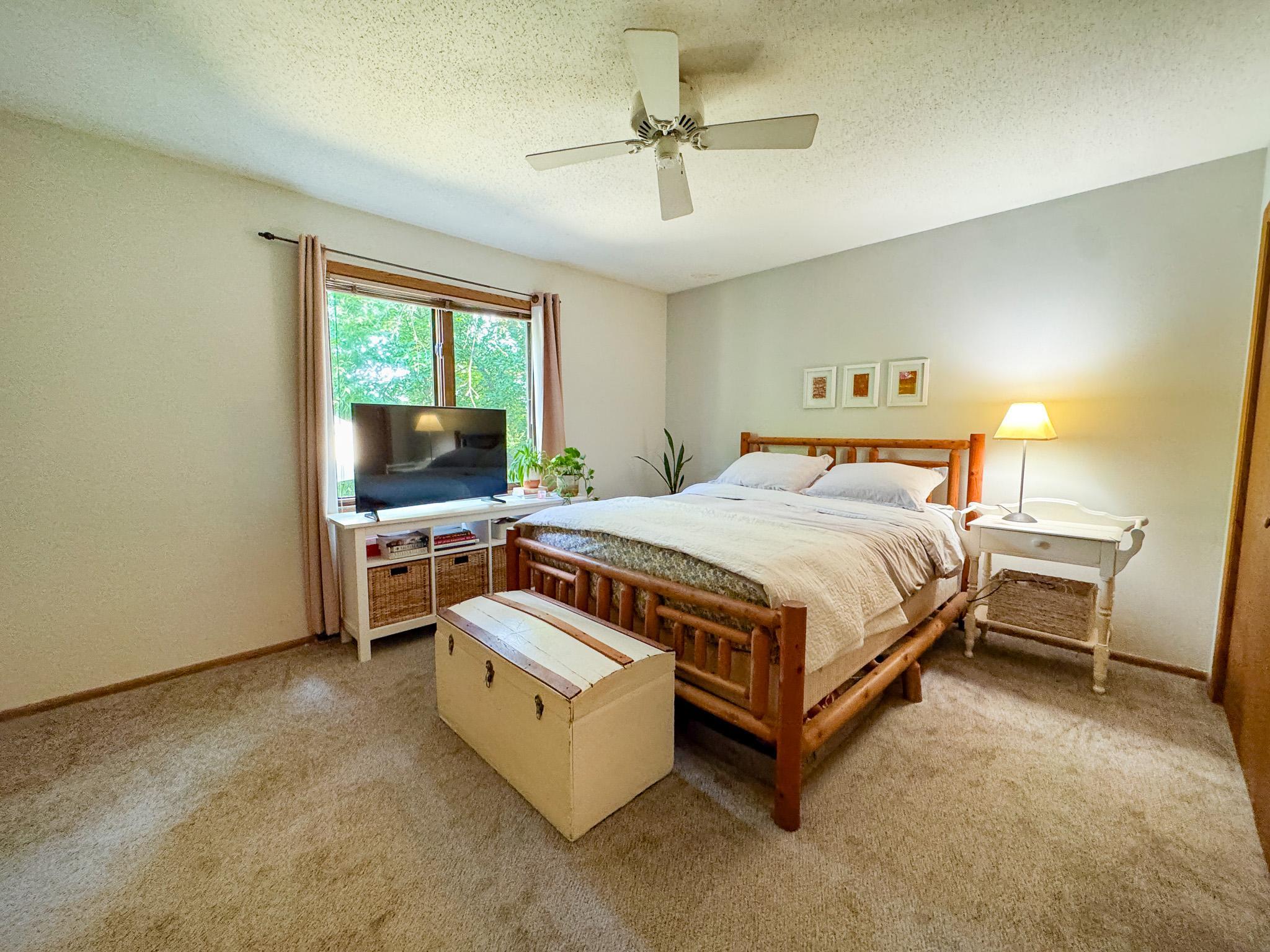 210 W Everett Avenue, Fergus Falls MN 56537 - Photo 11 of 40