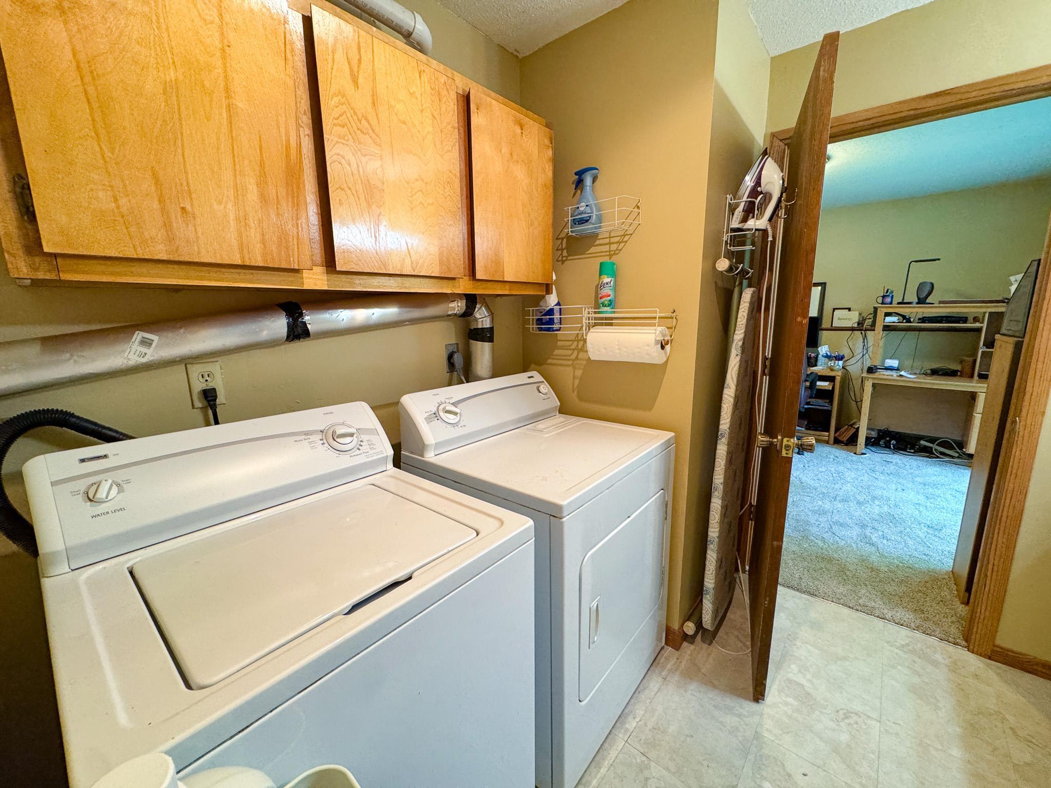 210 W Everett Avenue, Fergus Falls MN 56537 - Photo 27 of 40