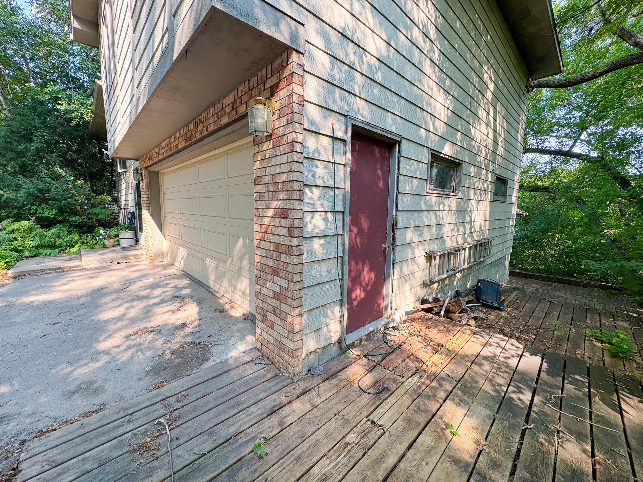210 W Everett Avenue, Fergus Falls MN 56537 - Photo 32 of 40