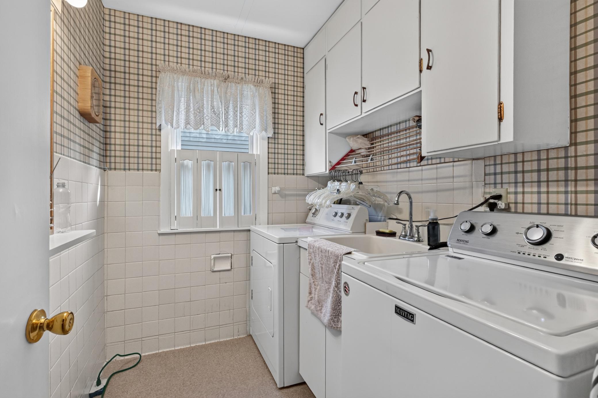 1950 single family home for sale at 1401 Bryant Street in Alexandria, MN — 3 bed, 2 bath (photo 20 of 46)
