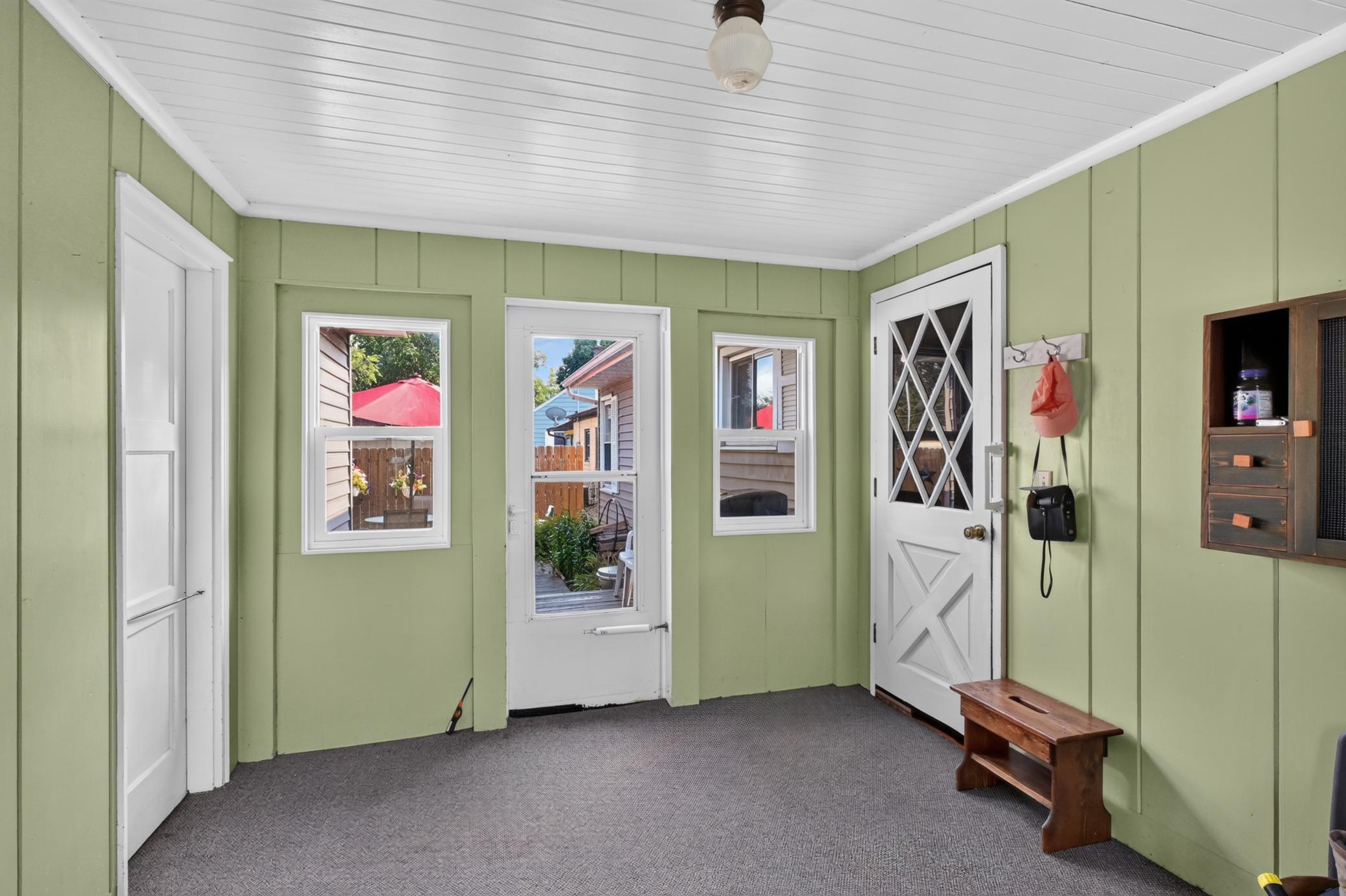 1950 single family home for sale at 1401 Bryant Street in Alexandria, MN — 3 bed, 2 bath (photo 34 of 46)