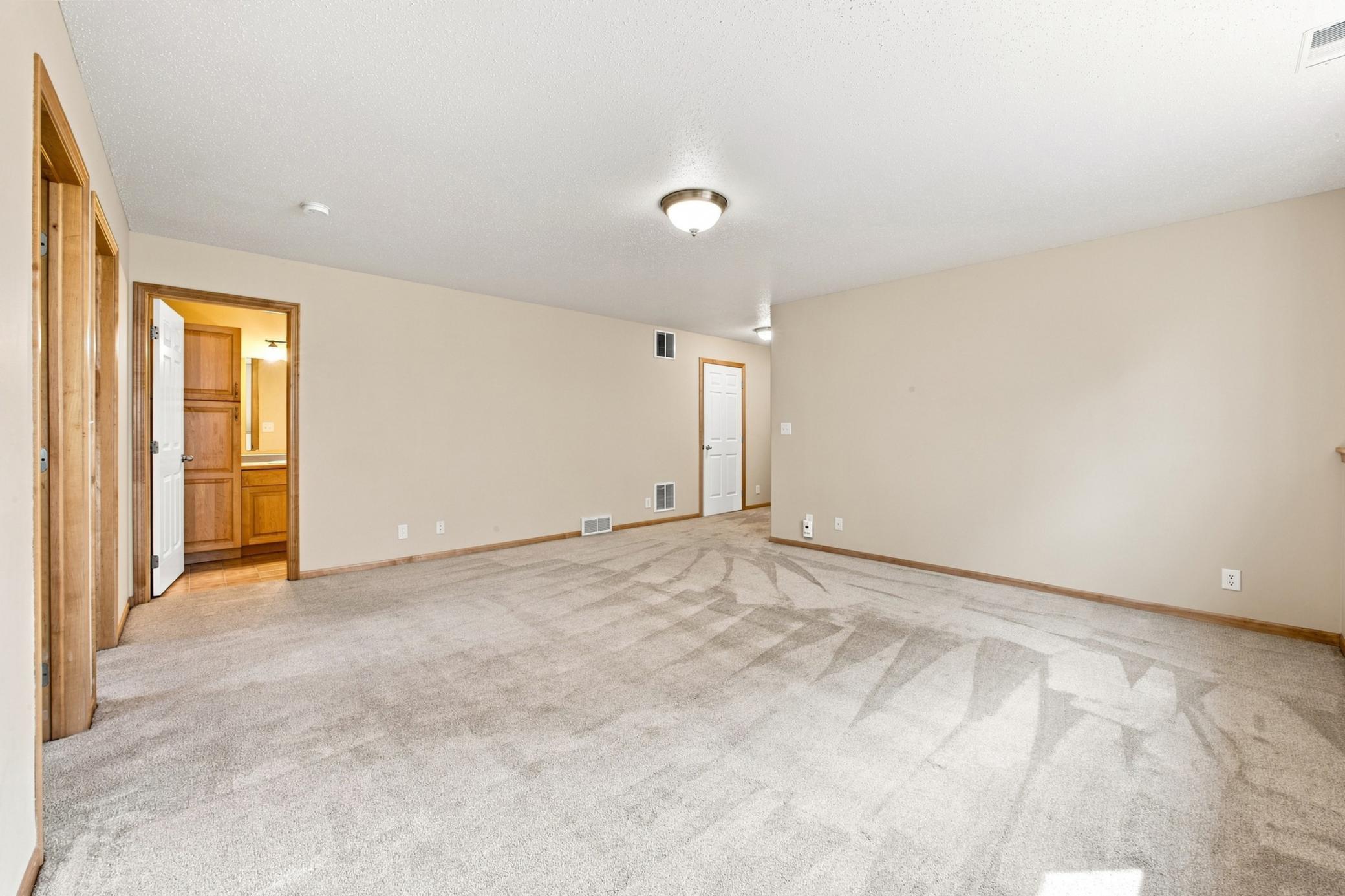 4325 39th Avenue S, Fargo ND 58104 - Photo 17 of 35