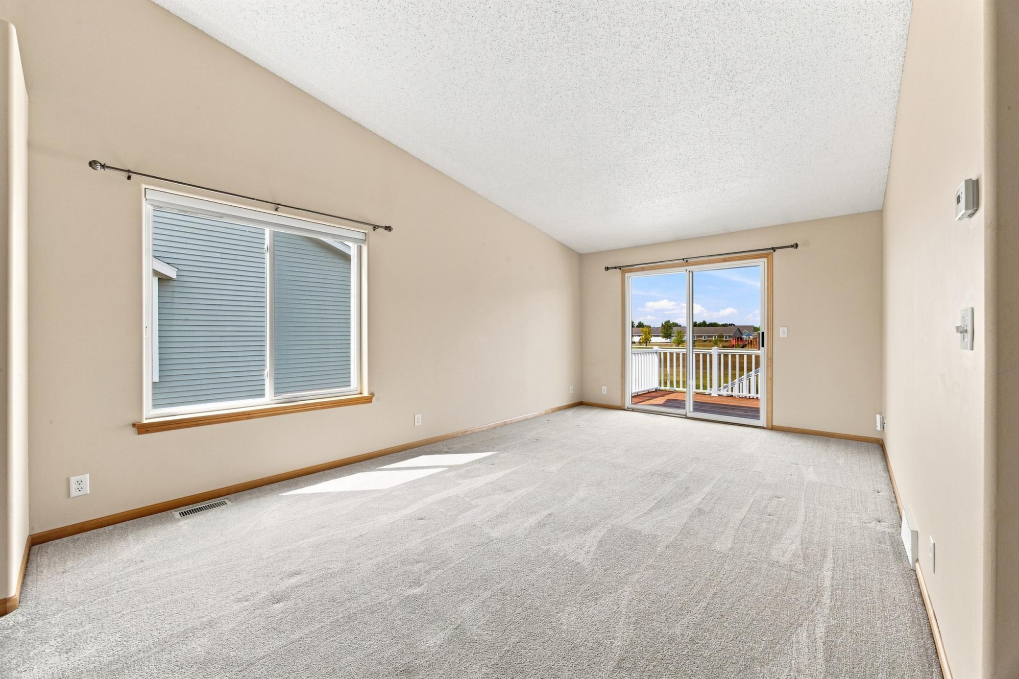 4325 39th Avenue S, Fargo ND 58104 - Photo 5 of 35