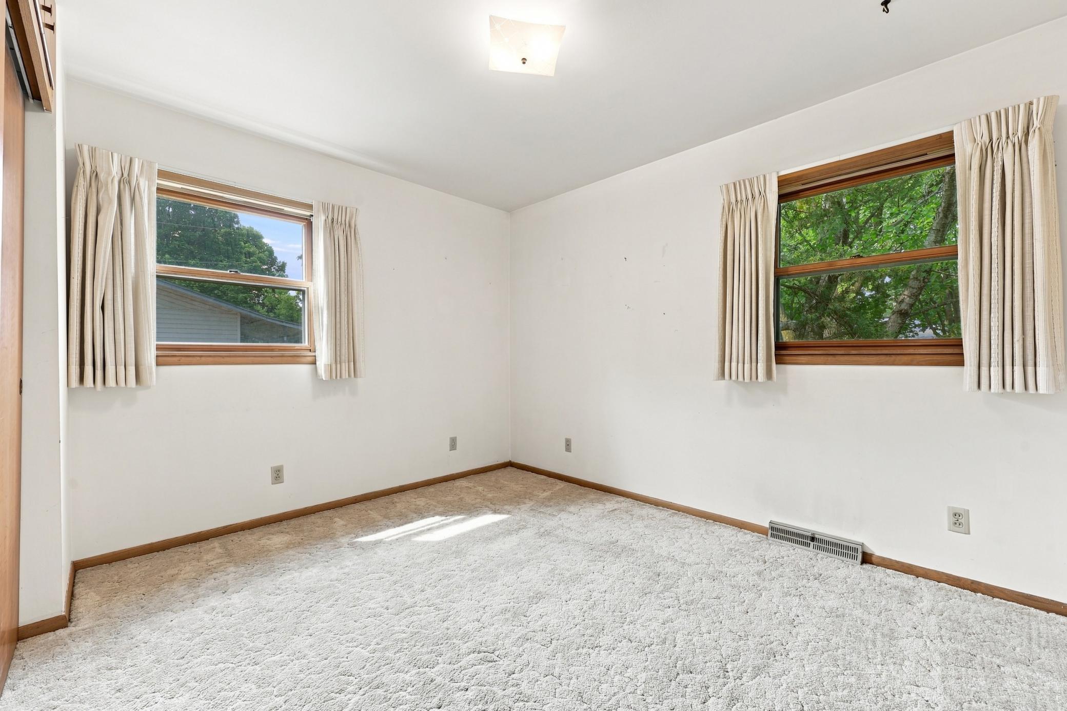 1216 Elm Street S, Moorhead MN 56560 - Photo 20 of 41