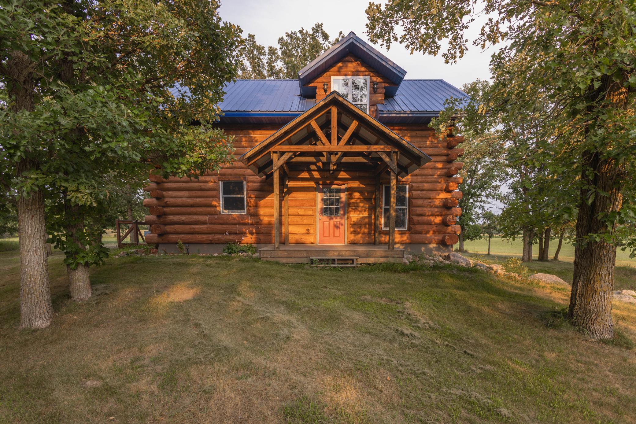 2008 single family home for sale at 17231 330th Avenue in Frazee, MN — 2 bed, 2 bath (photo 3 of 56)