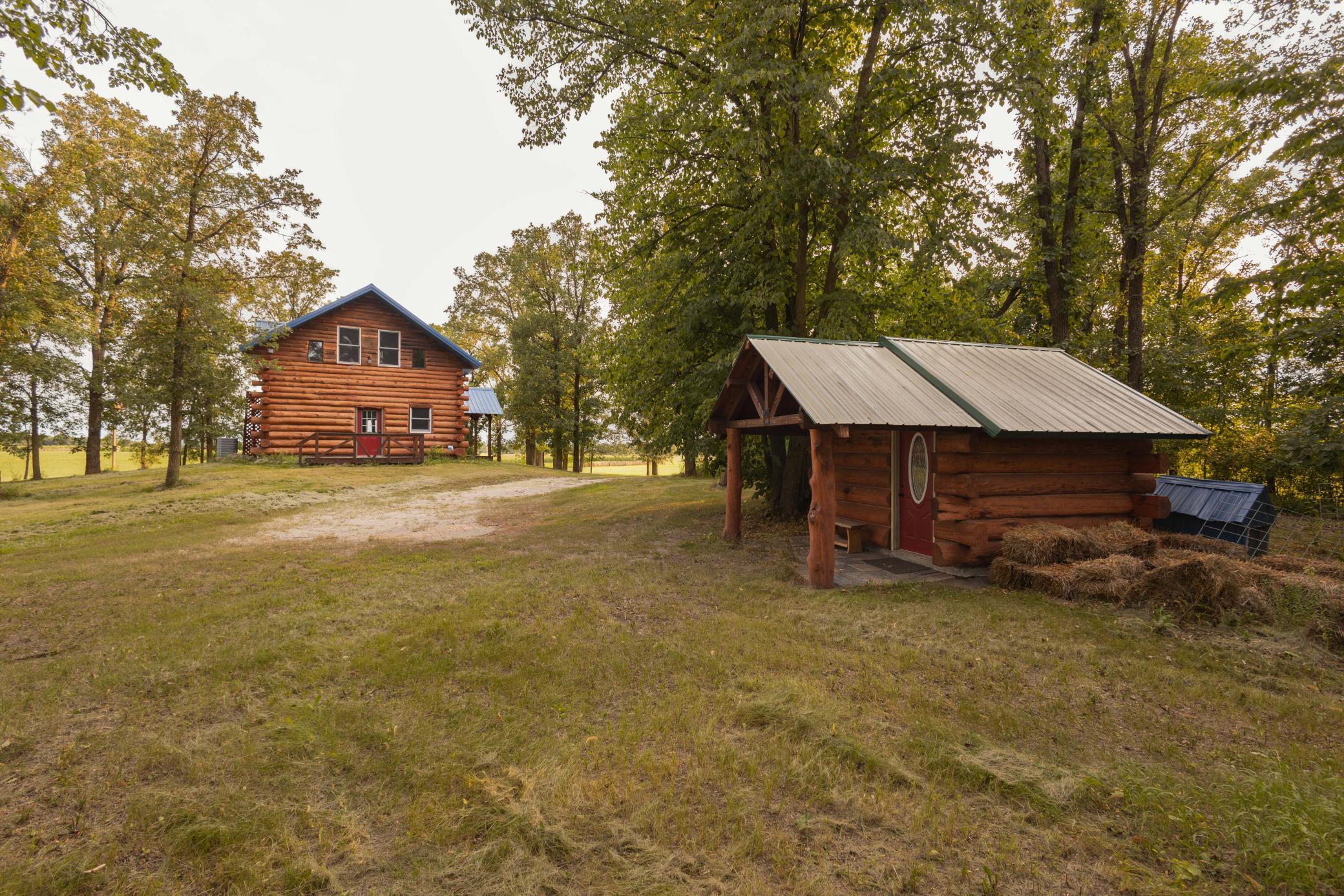 2008 single family home for sale at 17231 330th Avenue in Frazee, MN — 2 bed, 2 bath (photo 4 of 56)