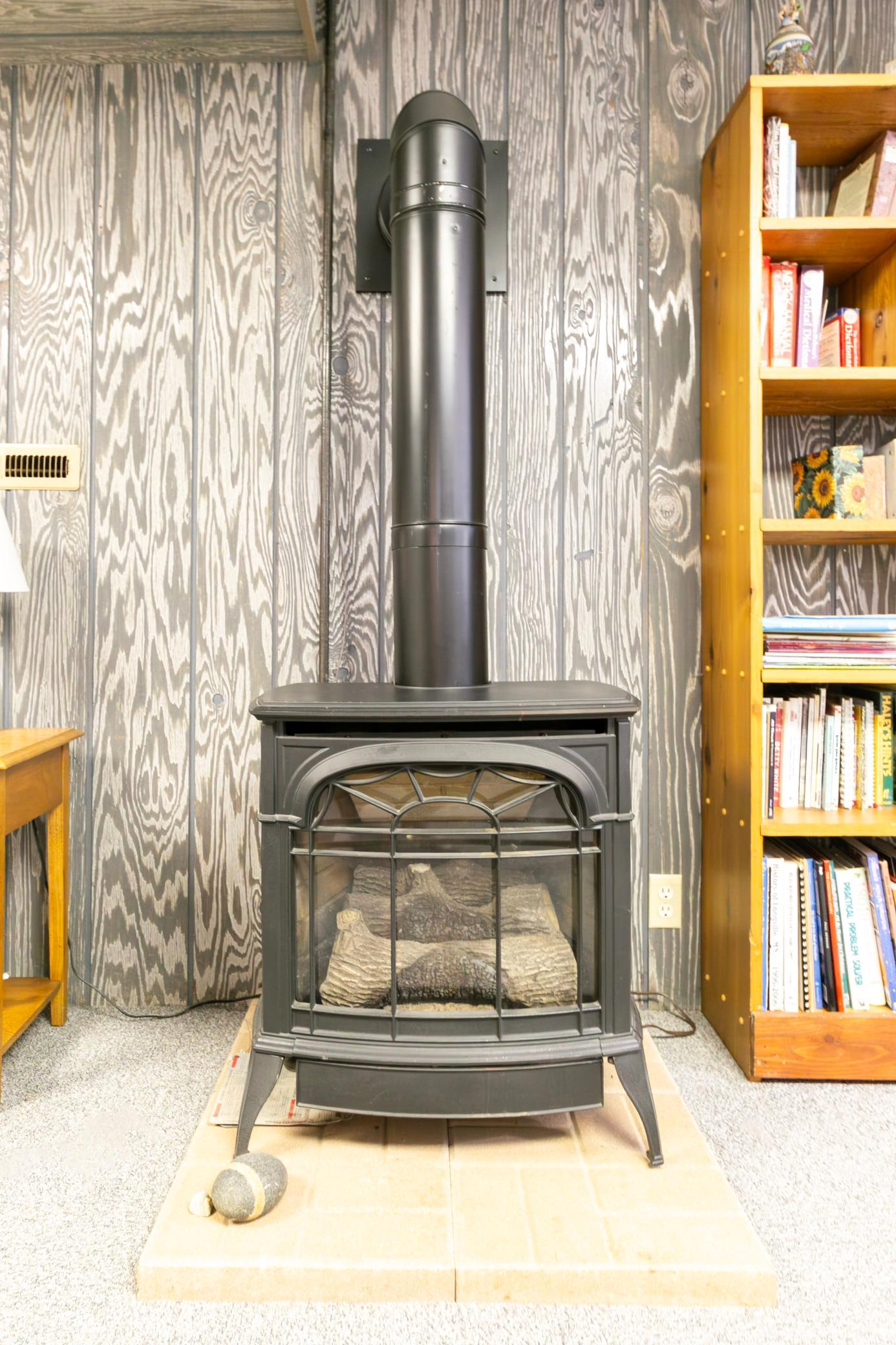 1972 single family home for sale at 7698 State 200 NE in Remer, MN — 3 bed, 2 bath (photo 33 of 67)