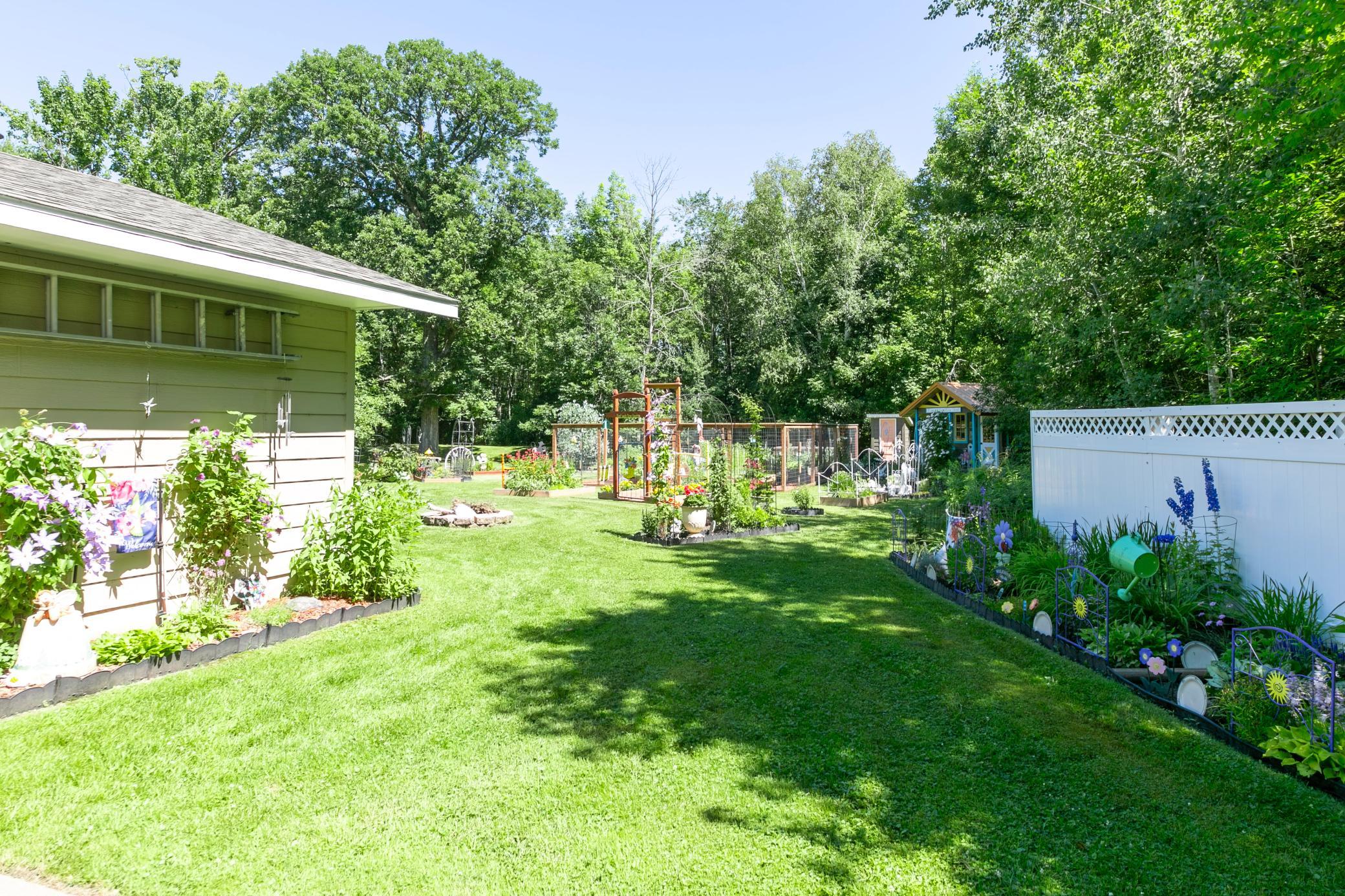 1972 single family home for sale at 7698 State 200 NE in Remer, MN — 3 bed, 2 bath (photo 44 of 67)