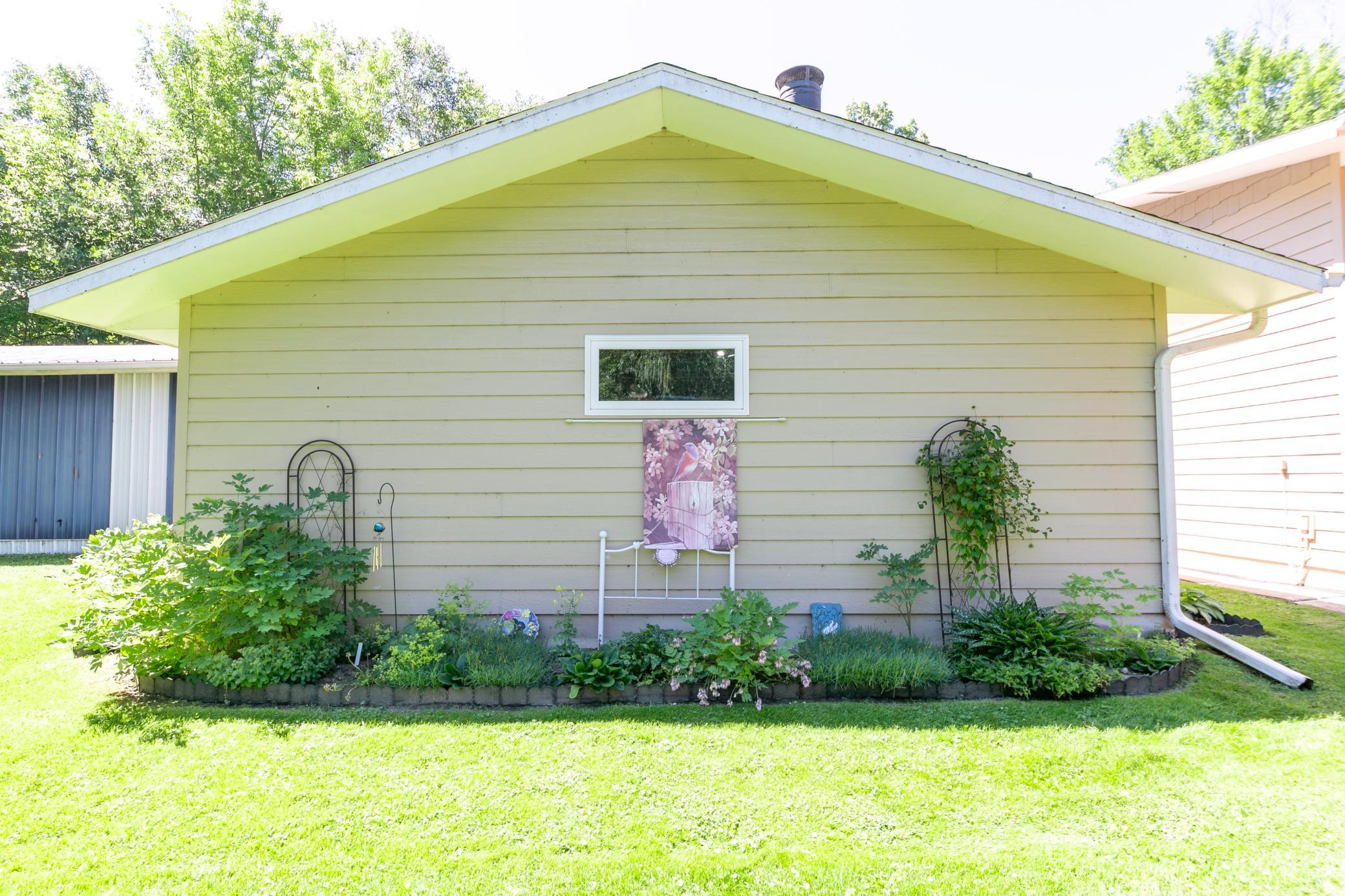 1972 single family home for sale at 7698 State 200 NE in Remer, MN — 3 bed, 2 bath (photo 47 of 67)