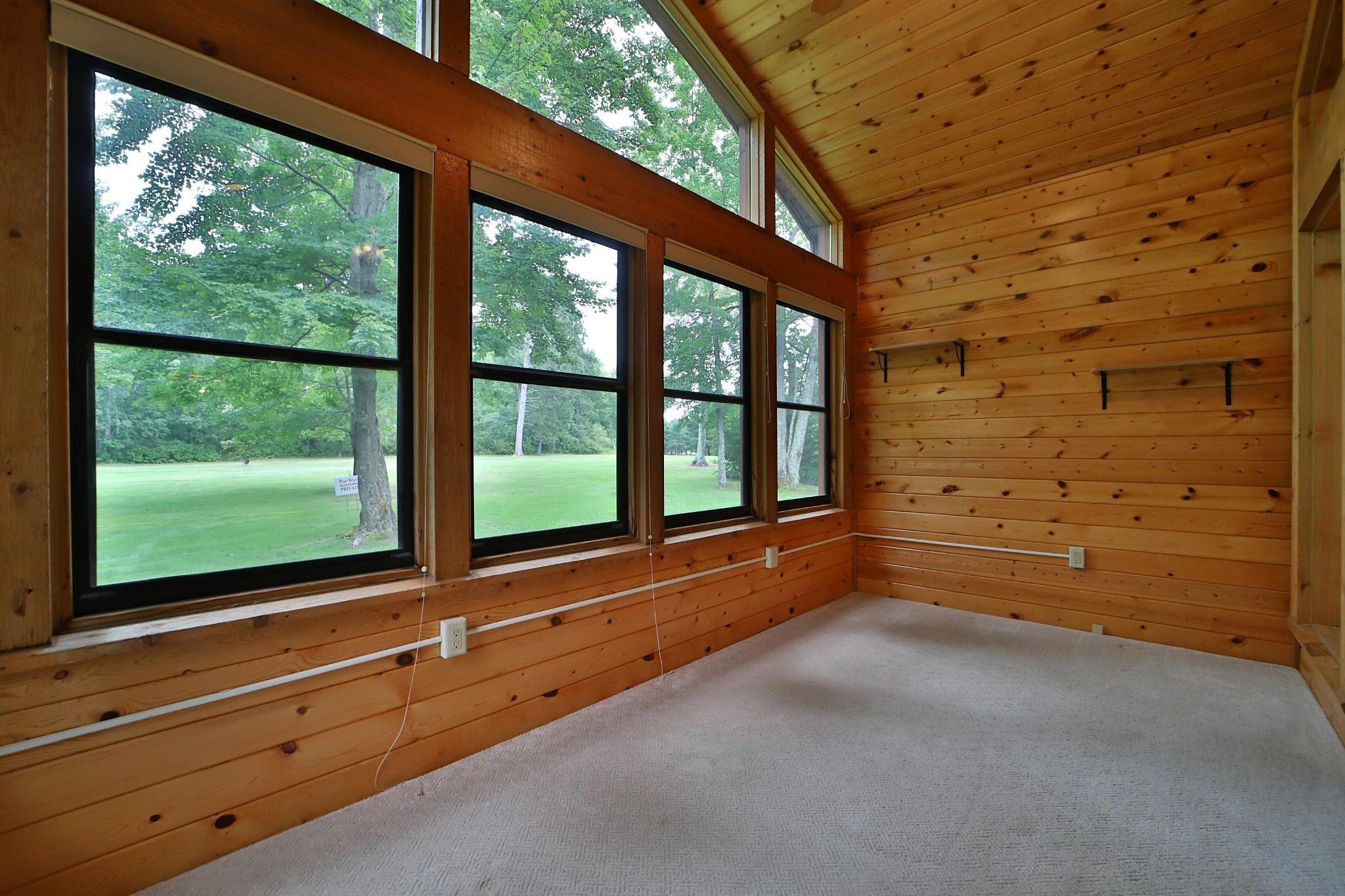 2000 home for sale at 39916 Par West Drive in Emily, MN — 2 bed, 2 bath (photo 11 of 38)