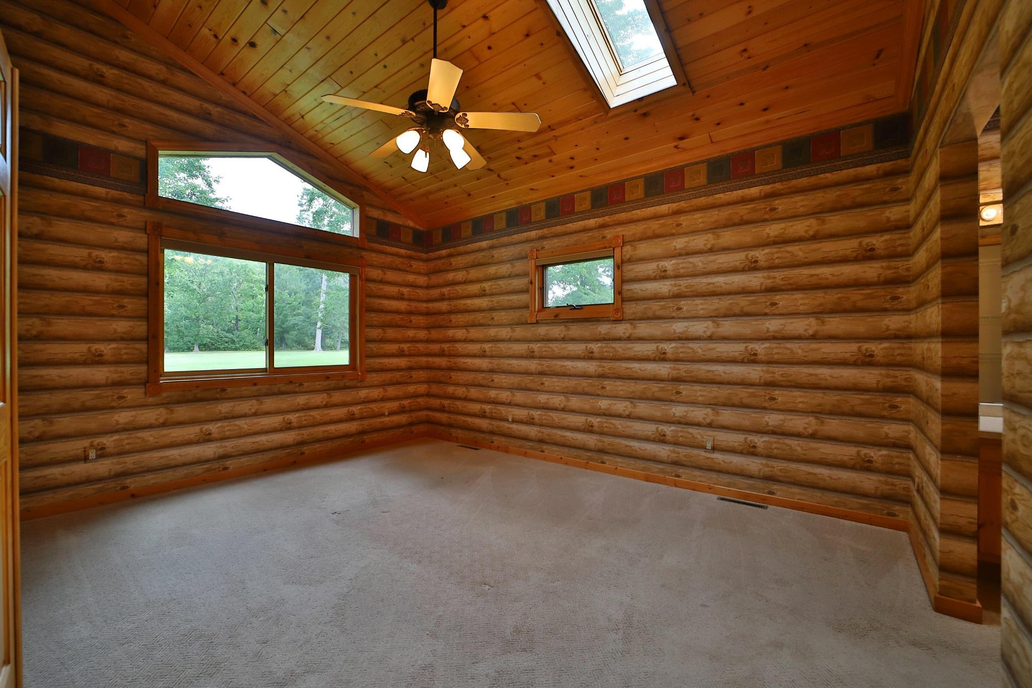 2000 home for sale at 39916 Par West Drive in Emily, MN — 2 bed, 2 bath (photo 15 of 38)
