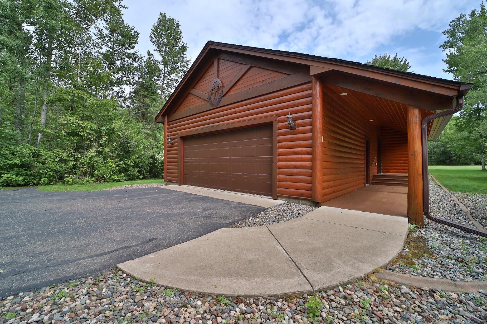 2000 home for sale at 39916 Par West Drive in Emily, MN — 2 bed, 2 bath (photo 27 of 38)