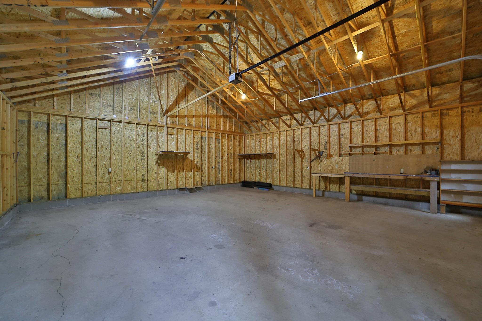 2000 home for sale at 39916 Par West Drive in Emily, MN — 2 bed, 2 bath (photo 32 of 38)