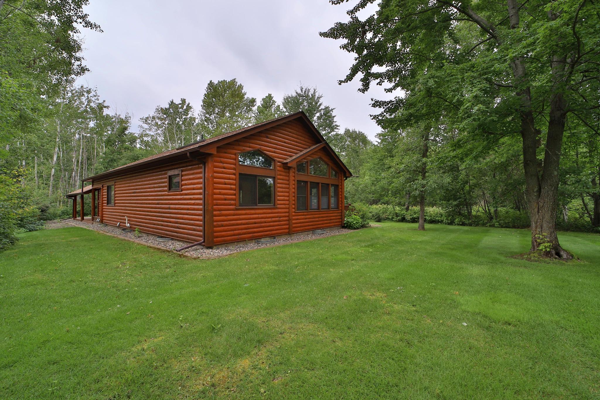 2000 home for sale at 39916 Par West Drive in Emily, MN — 2 bed, 2 bath (photo 35 of 38)