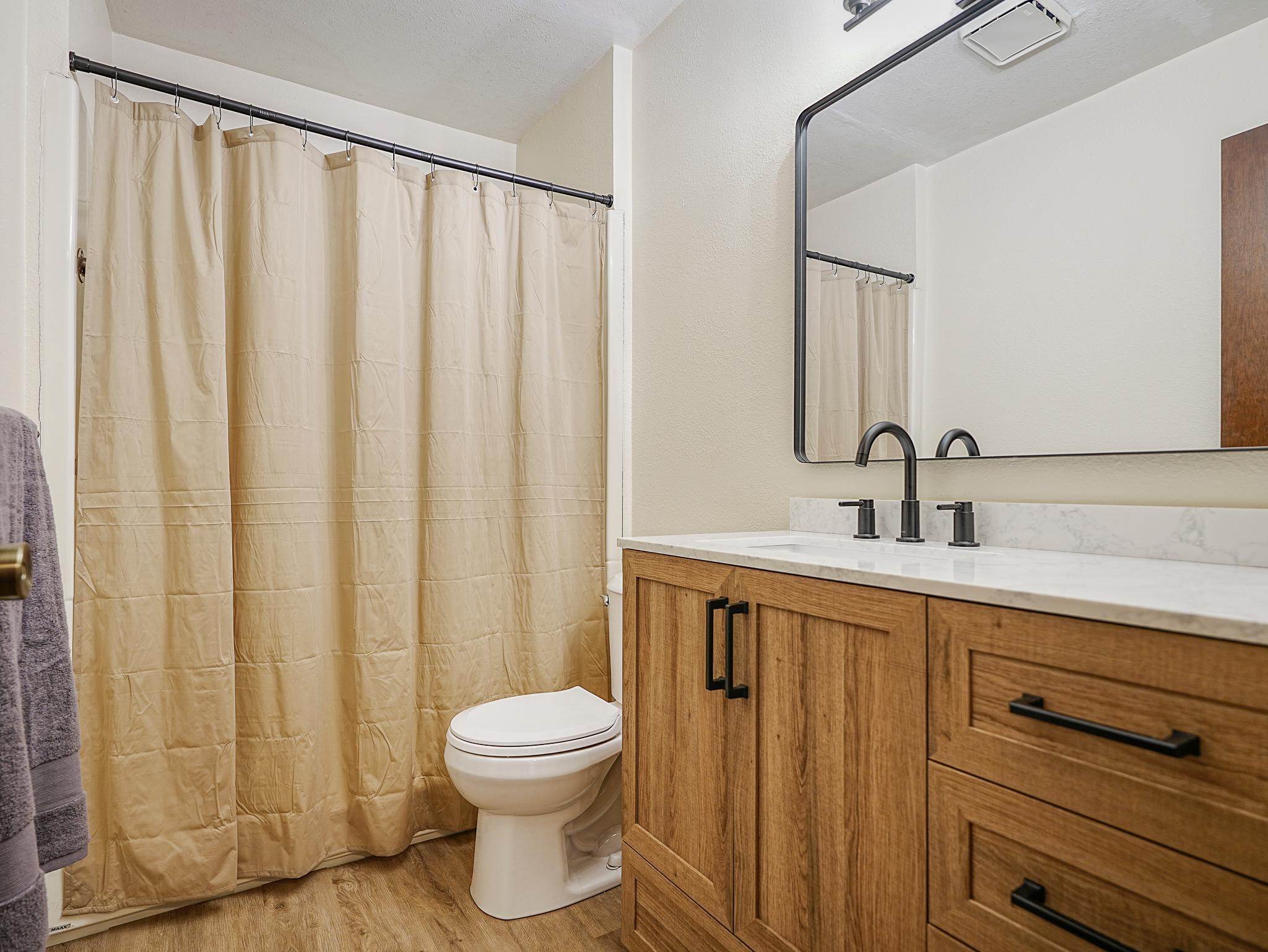 1976 single family home for sale at 452 4th St NW in Perham, MN — 3 bed, 2 bath (photo 17 of 46)