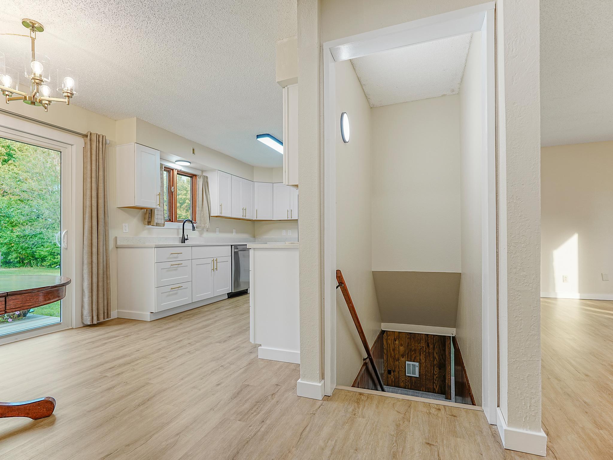 1976 single family home for sale at 452 4th St NW in Perham, MN — 3 bed, 2 bath (photo 25 of 46)