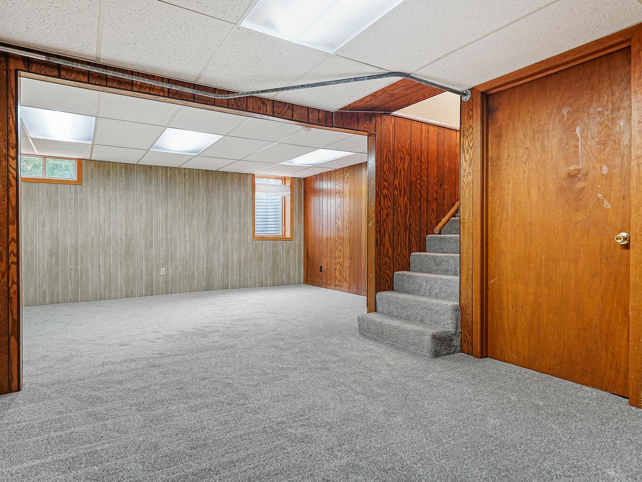 1976 single family home for sale at 452 4th St NW in Perham, MN — 3 bed, 2 bath (photo 26 of 46)