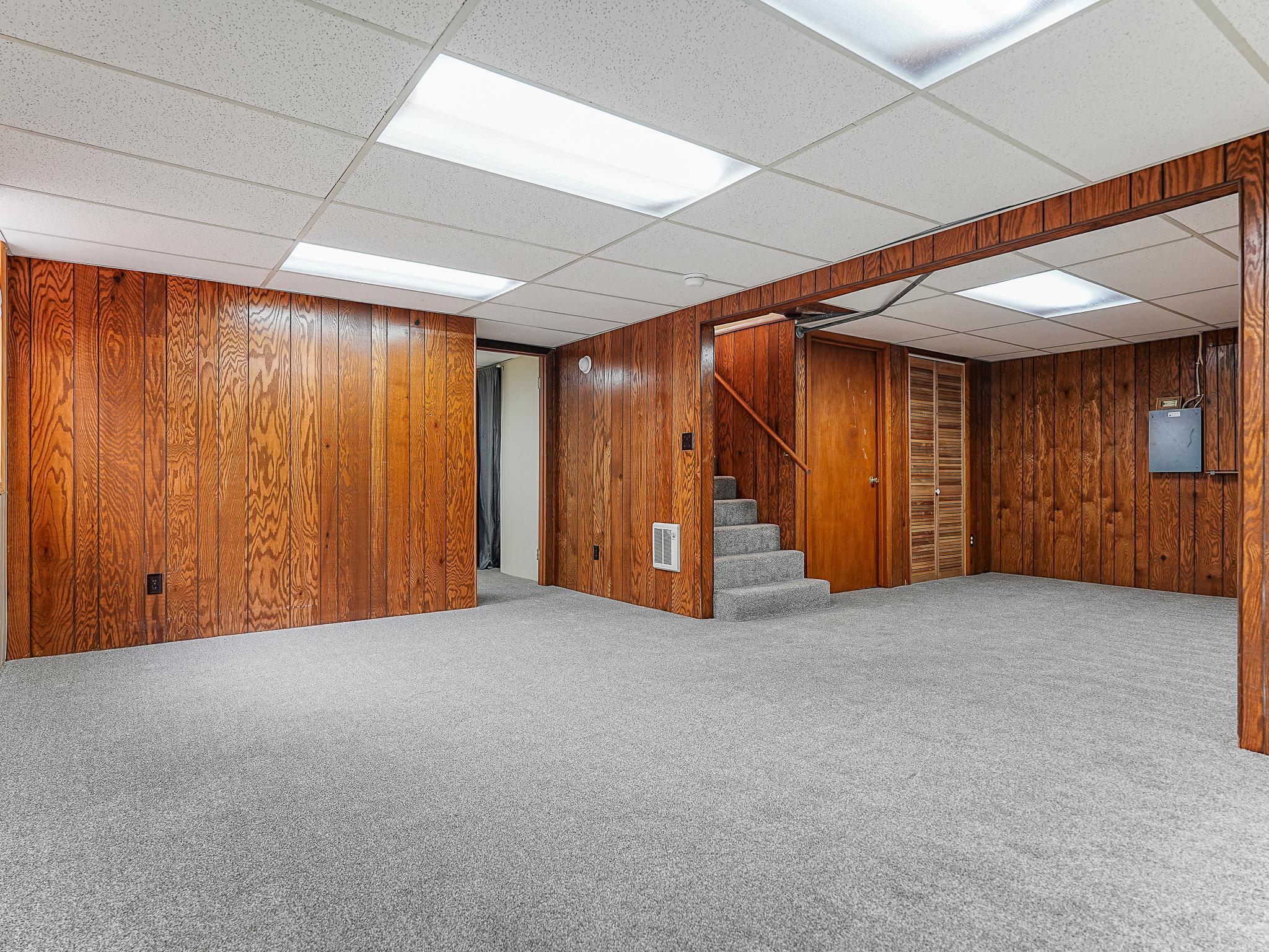 1976 single family home for sale at 452 4th St NW in Perham, MN — 3 bed, 2 bath (photo 27 of 46)