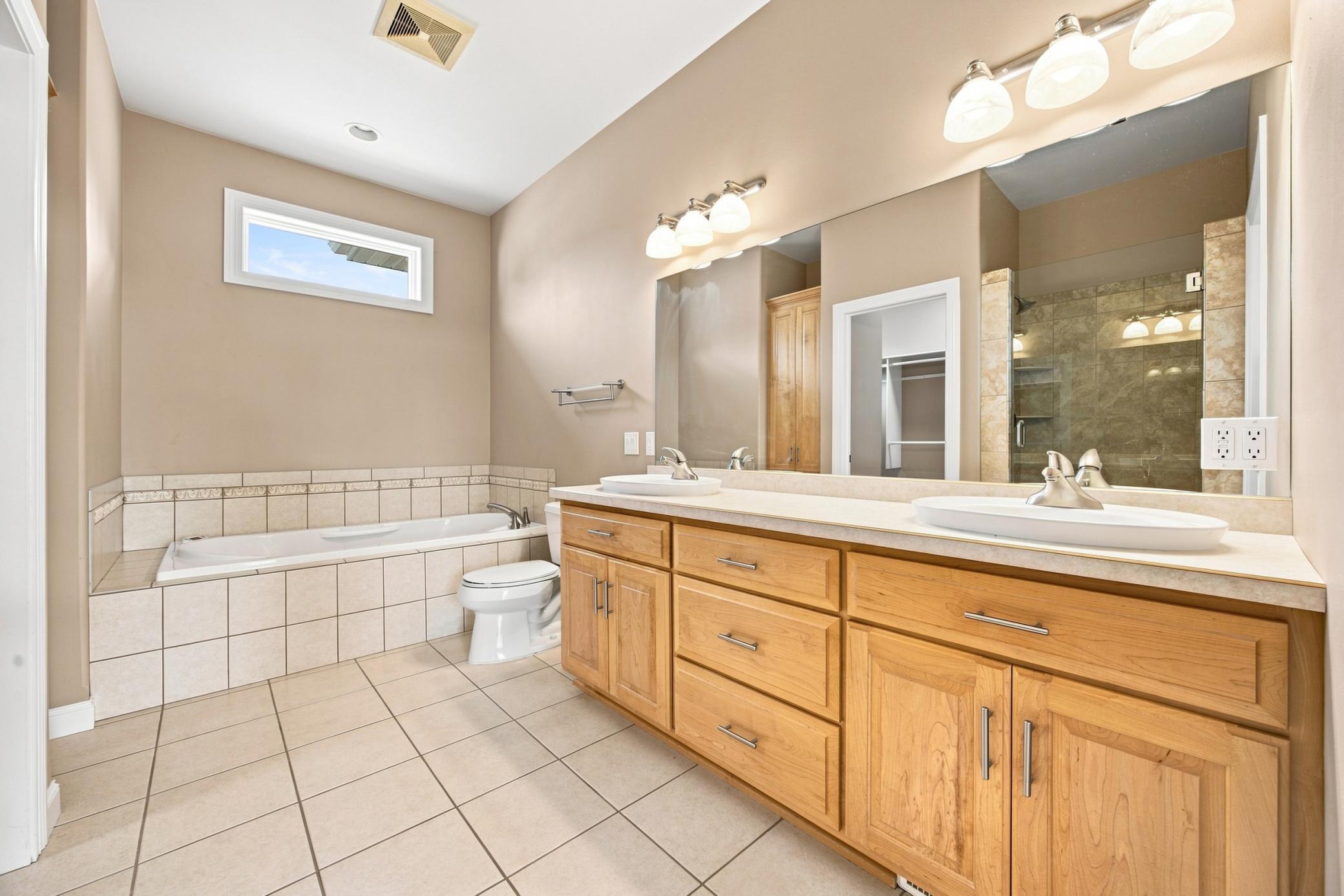 715 Northridge Way, West Fargo ND 58078 - Photo 16 of 40
