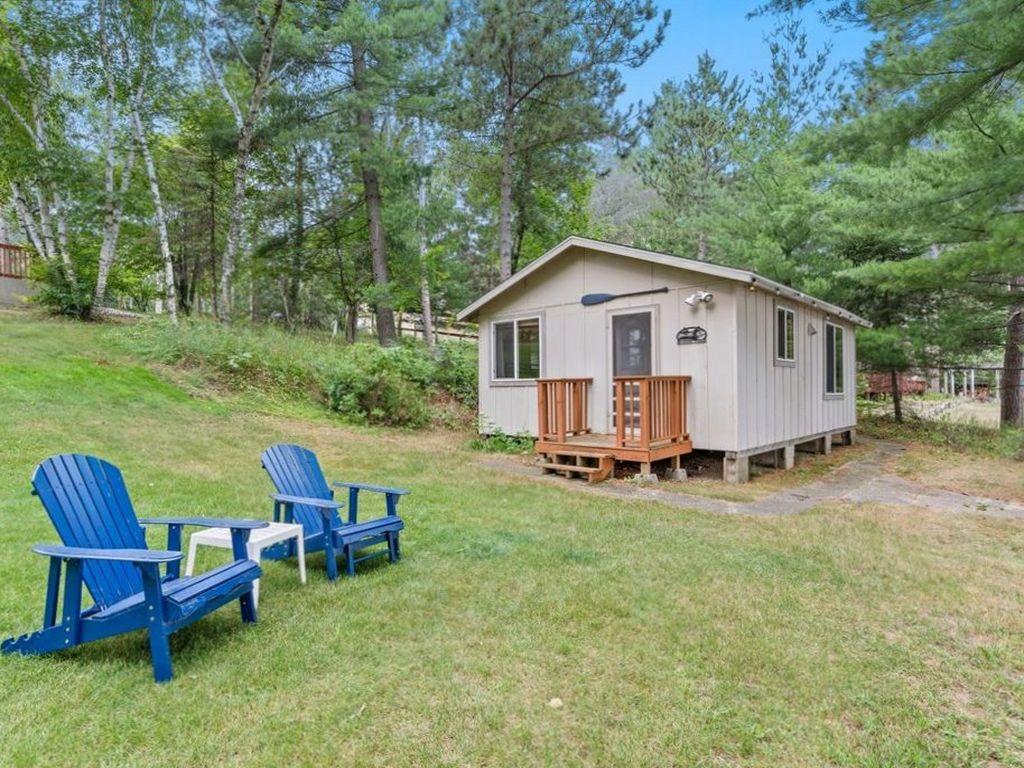 1969 single family home for sale at 24402 200th Street in Nevis, MN — 4 bed, 2 bath (photo 8 of 14)