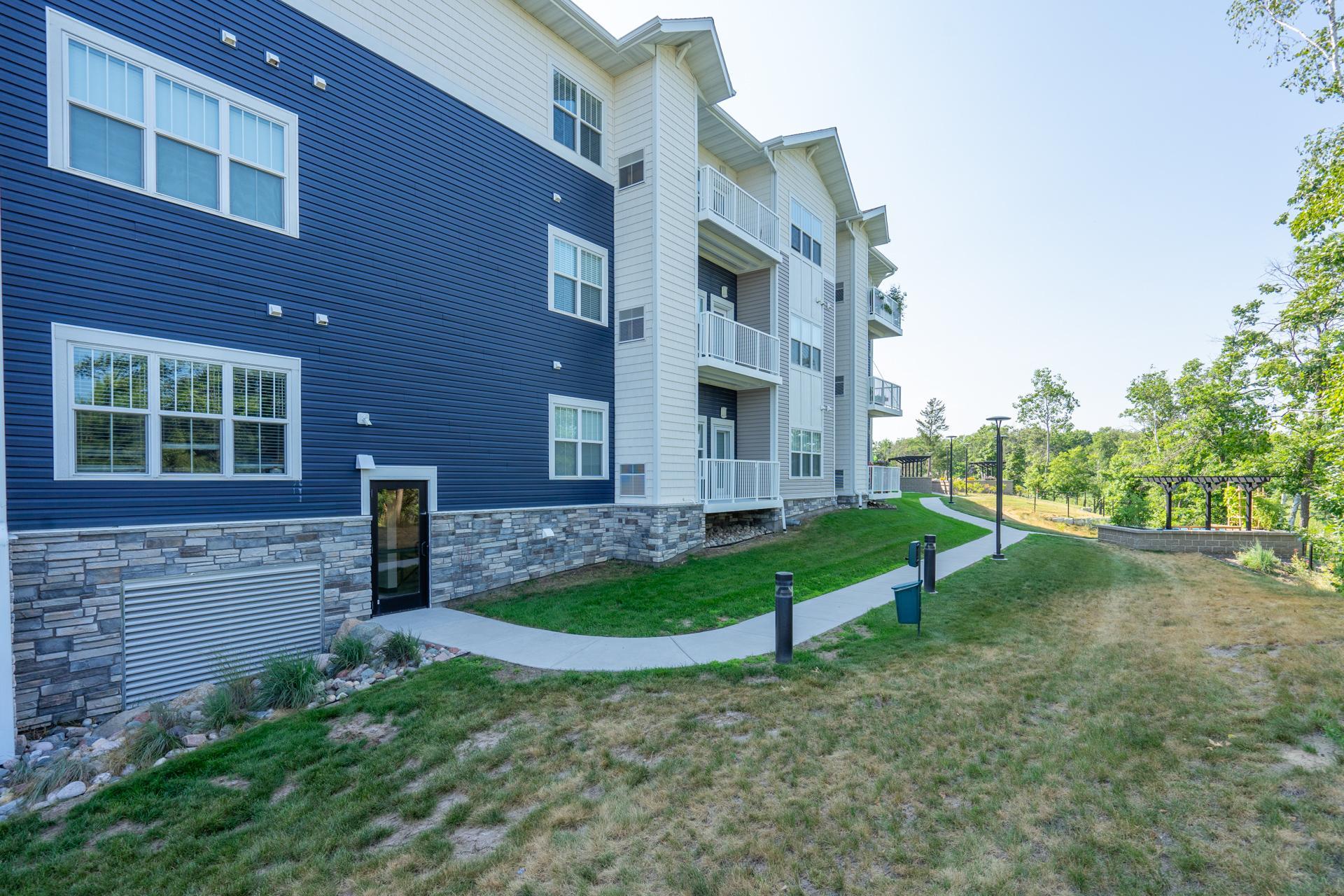 7084 Glory Road, Unit 105, Baxter MN 56425 - Photo 4 of 61