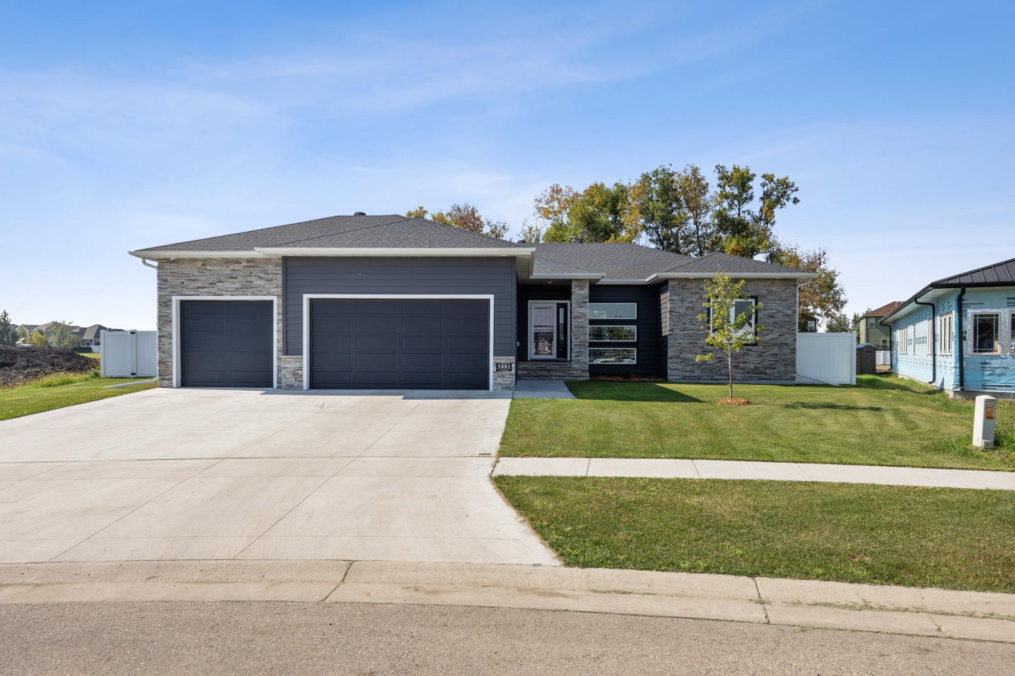 5881 31st Street S, Fargo ND 58104 - Photo 4 of 52
