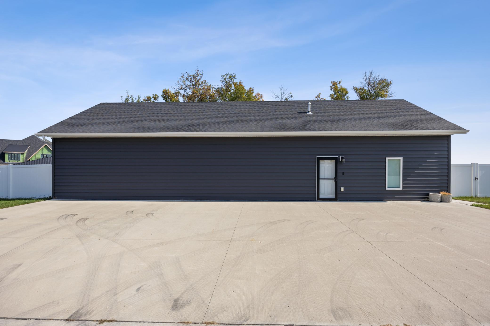 5881 31st Street S, Fargo ND 58104 - Photo 6 of 52