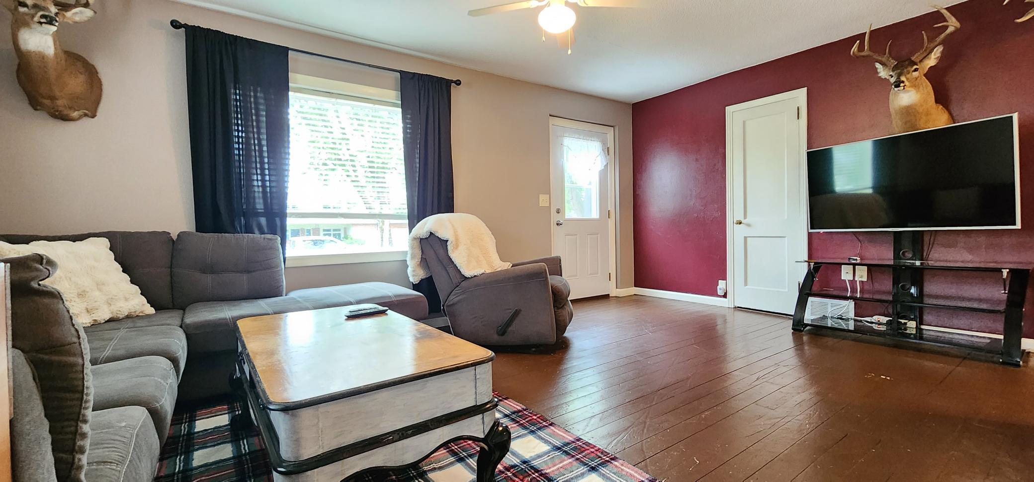 1950 single family home for sale at 808 5th Street NE in Staples, MN — 4 bed, 2 bath (photo 9 of 26)