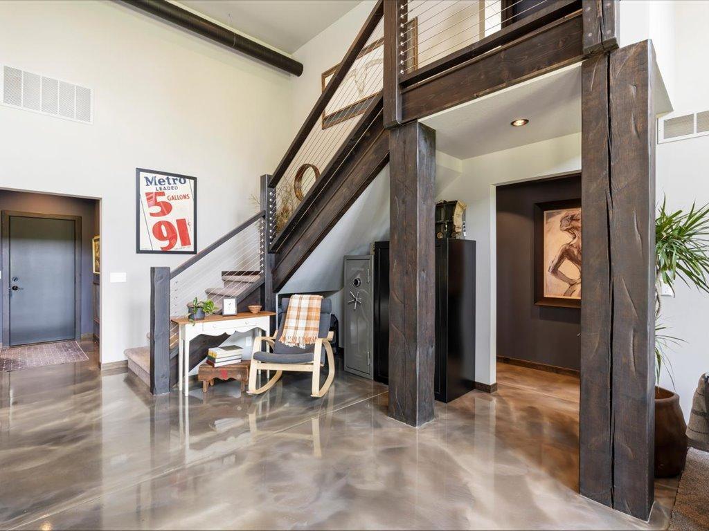 2022 single family home for sale at 6847 Thesing Road in Brainerd, MN — 3 bed, 2 bath (photo 17 of 68)