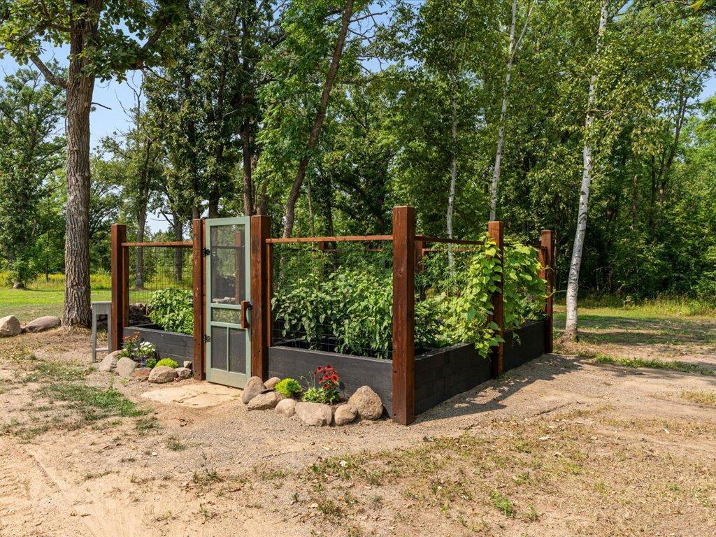 2022 single family home for sale at 6847 Thesing Road in Brainerd, MN — 3 bed, 2 bath (photo 49 of 68)