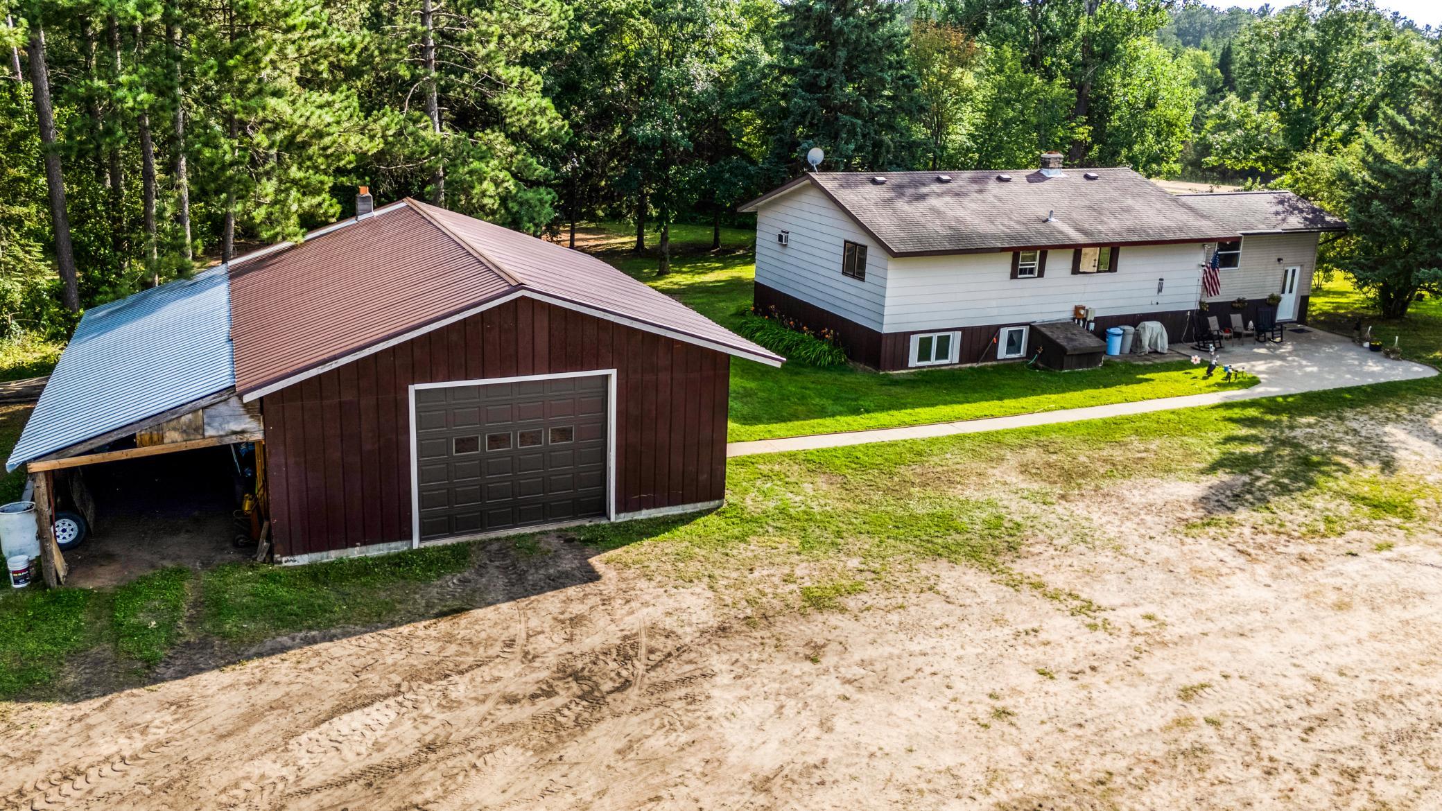 1977 single family home for sale at 50768 279th Avenue in Bemidji, MN — 4 bed, 2 bath (photo 38 of 44)
