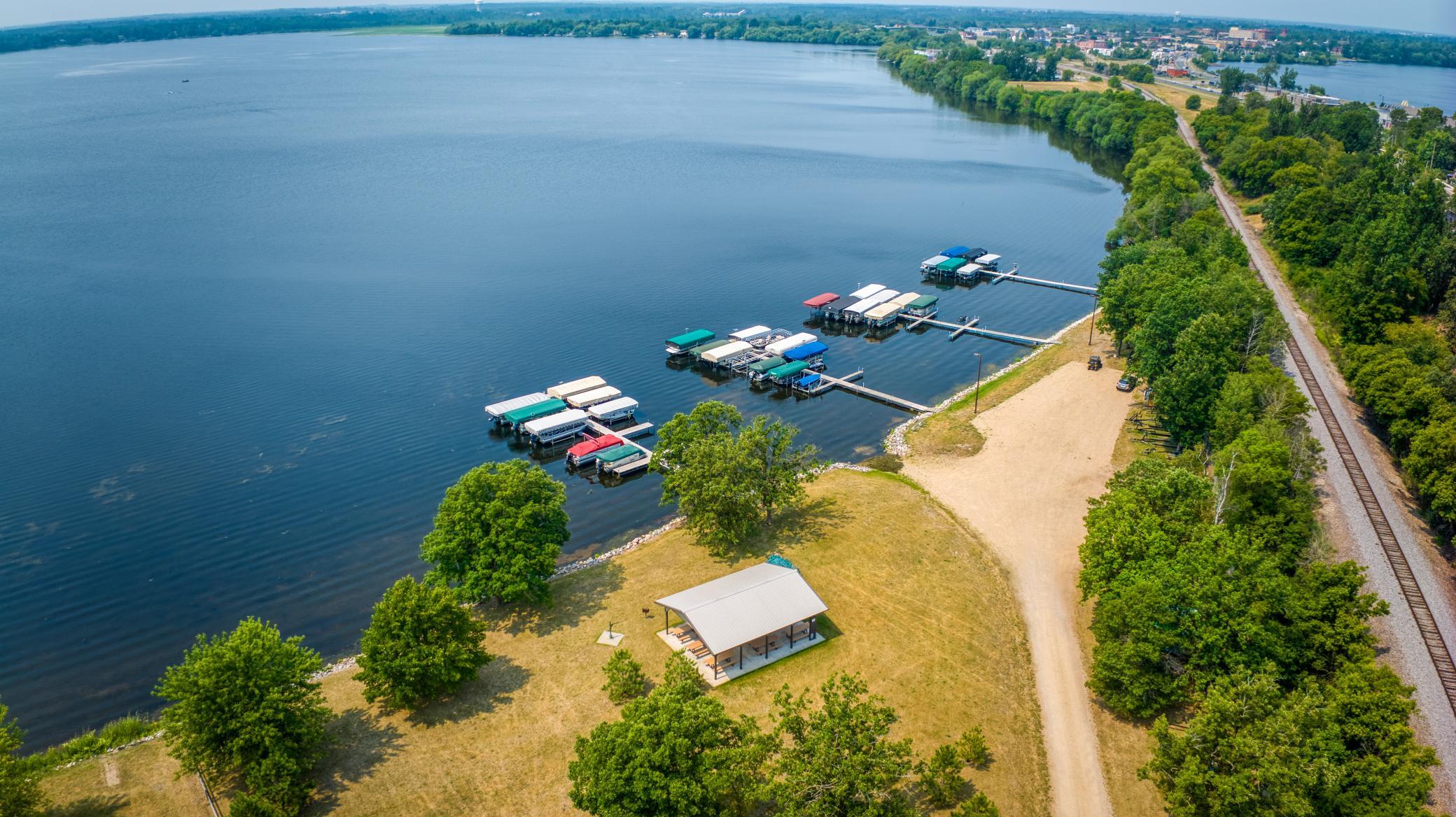 1997 home for sale at 300 Roosevelt Road SW, Unit #12 in Bemidji, MN — 2 bed, 2 bath (photo 2 of 41)