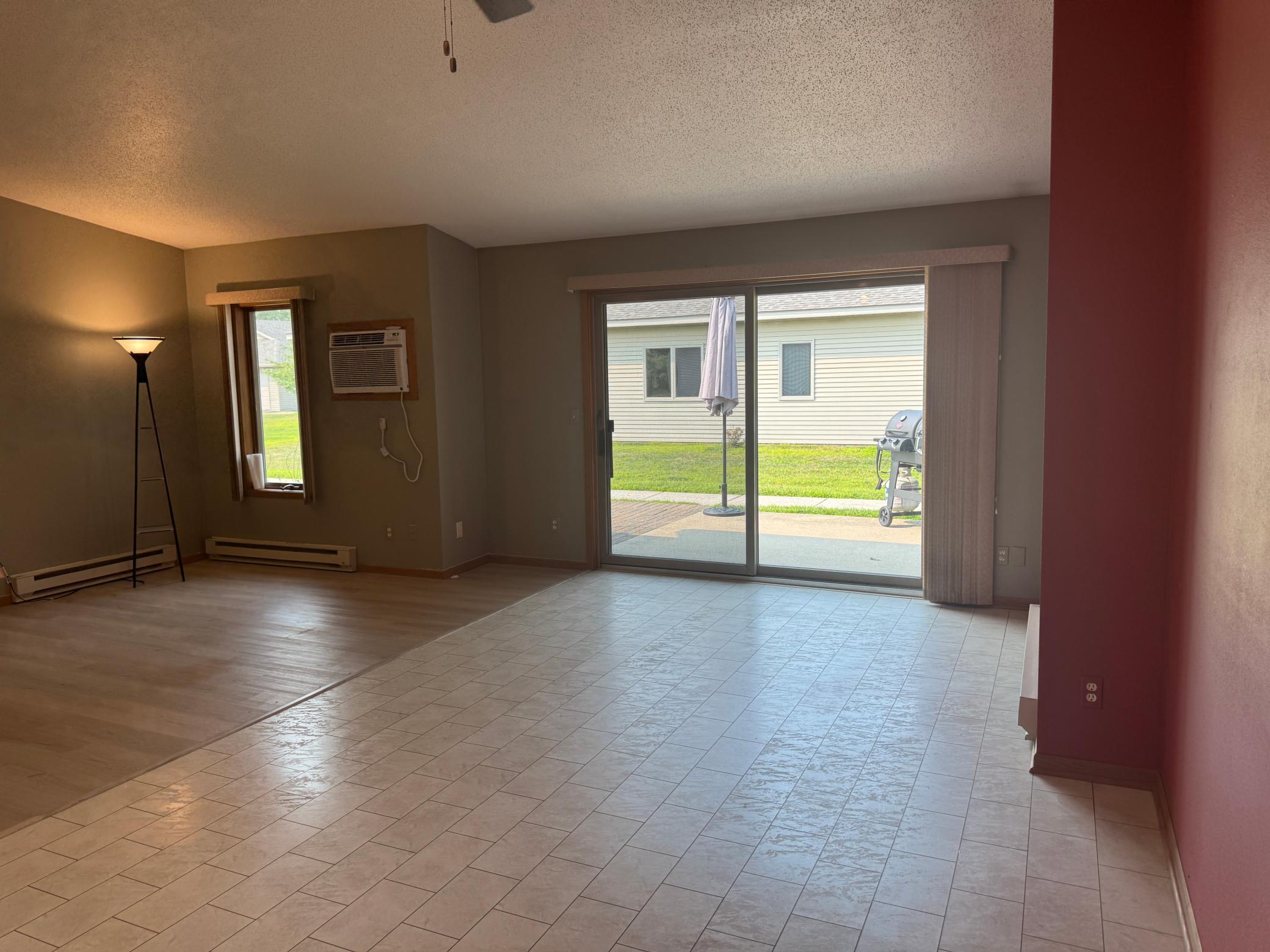 1997 home for sale at 300 Roosevelt Road SW, Unit #12 in Bemidji, MN — 2 bed, 2 bath (photo 13 of 41)