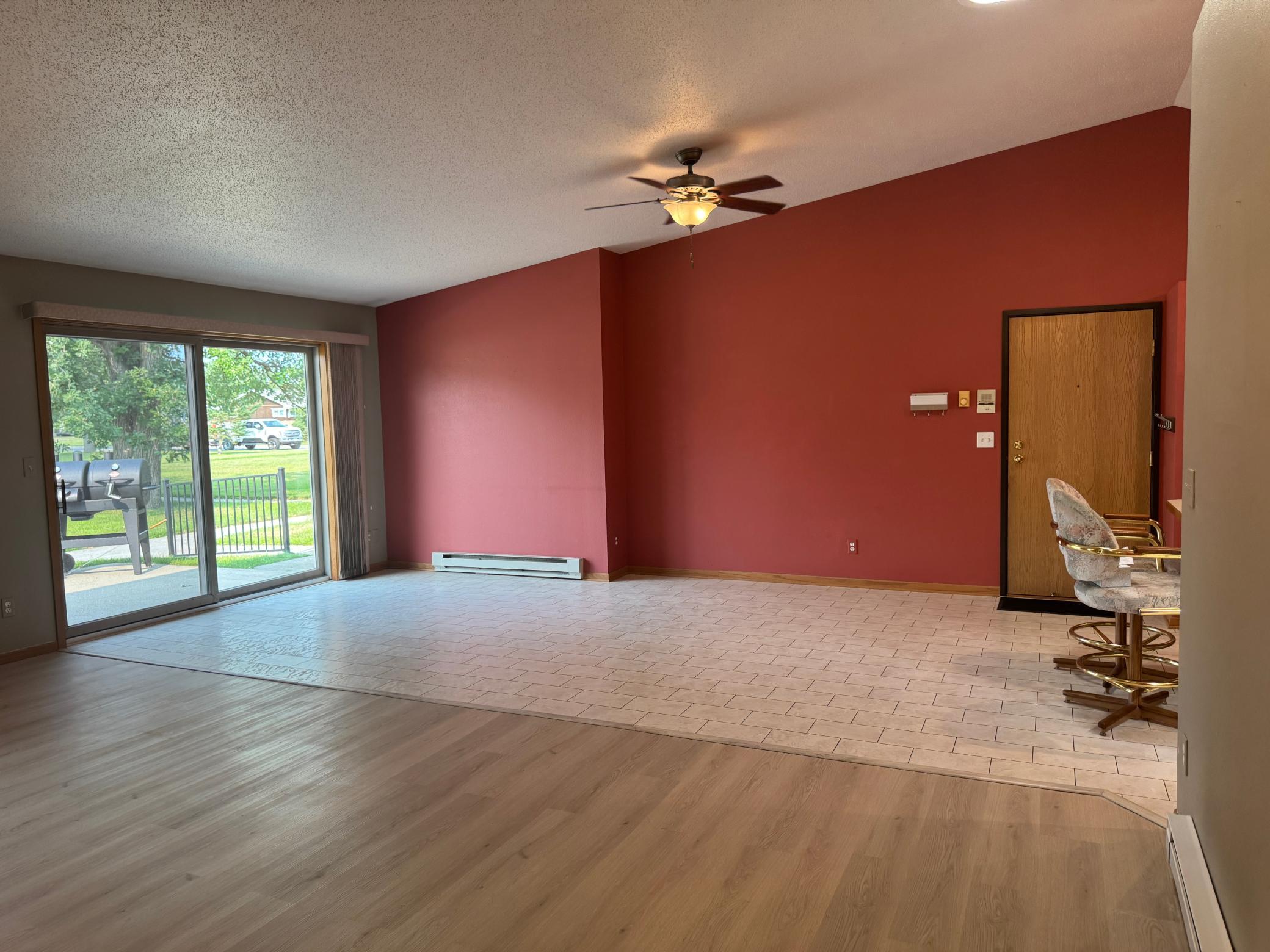 1997 home for sale at 300 Roosevelt Road SW, Unit #12 in Bemidji, MN — 2 bed, 2 bath (photo 14 of 41)