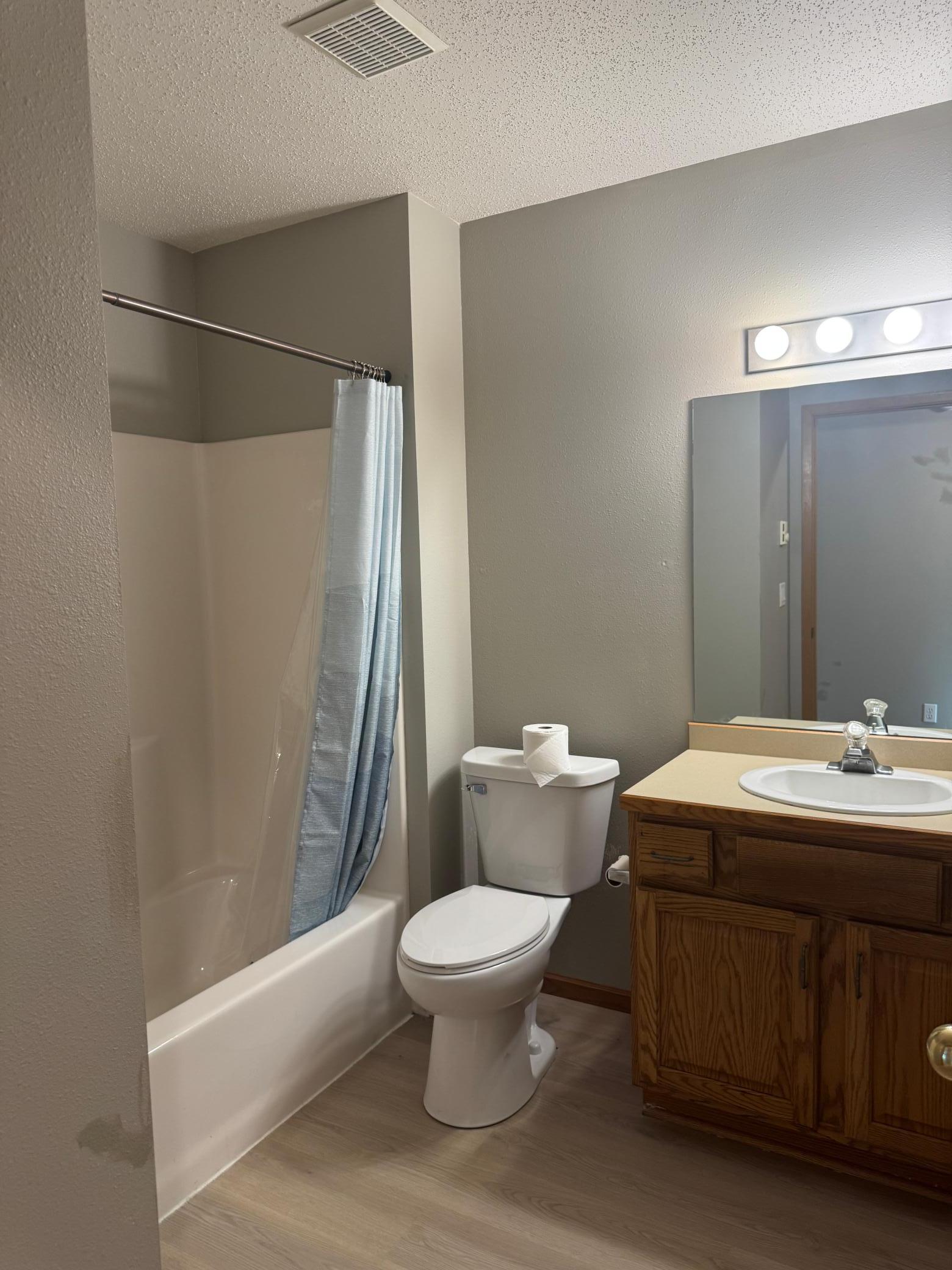 1997 home for sale at 300 Roosevelt Road SW, Unit #12 in Bemidji, MN — 2 bed, 2 bath (photo 23 of 41)