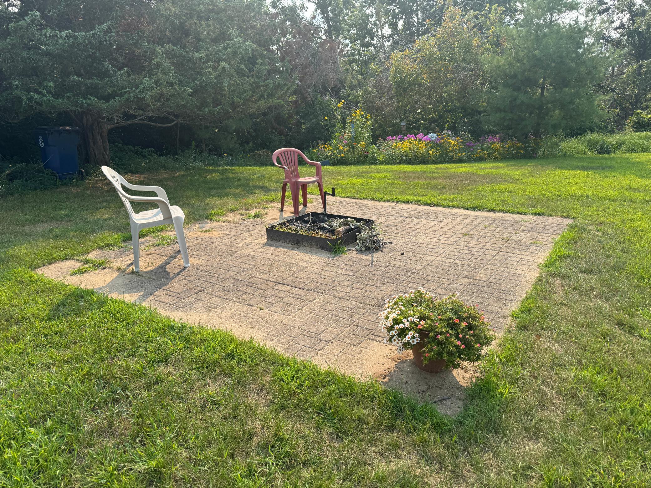 1997 home for sale at 300 Roosevelt Road SW, Unit #12 in Bemidji, MN — 2 bed, 2 bath (photo 26 of 41)