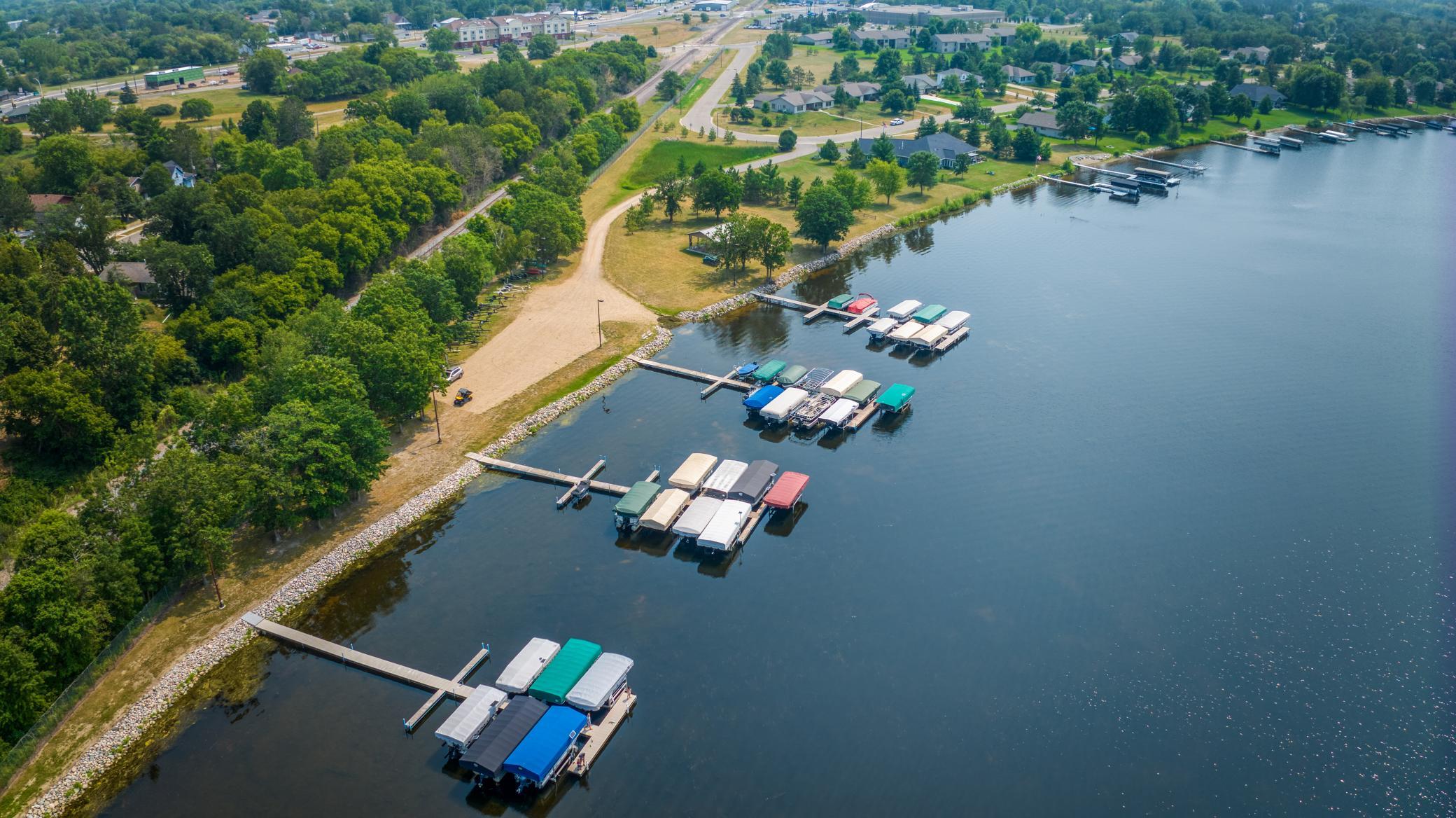 1997 home for sale at 300 Roosevelt Road SW, Unit #12 in Bemidji, MN — 2 bed, 2 bath (photo 31 of 41)