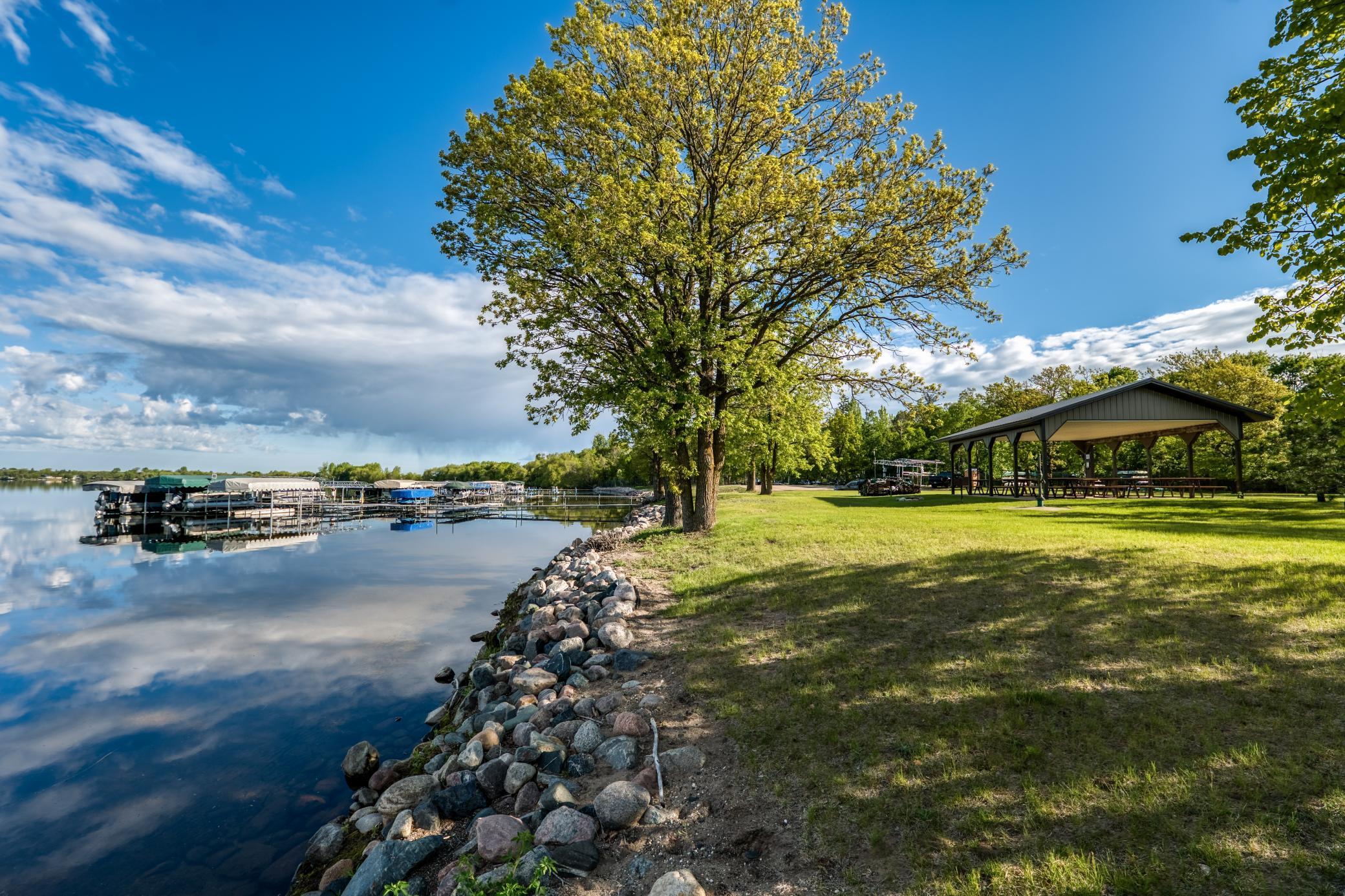 1997 home for sale at 300 Roosevelt Road SW, Unit #12 in Bemidji, MN — 2 bed, 2 bath (photo 36 of 41)