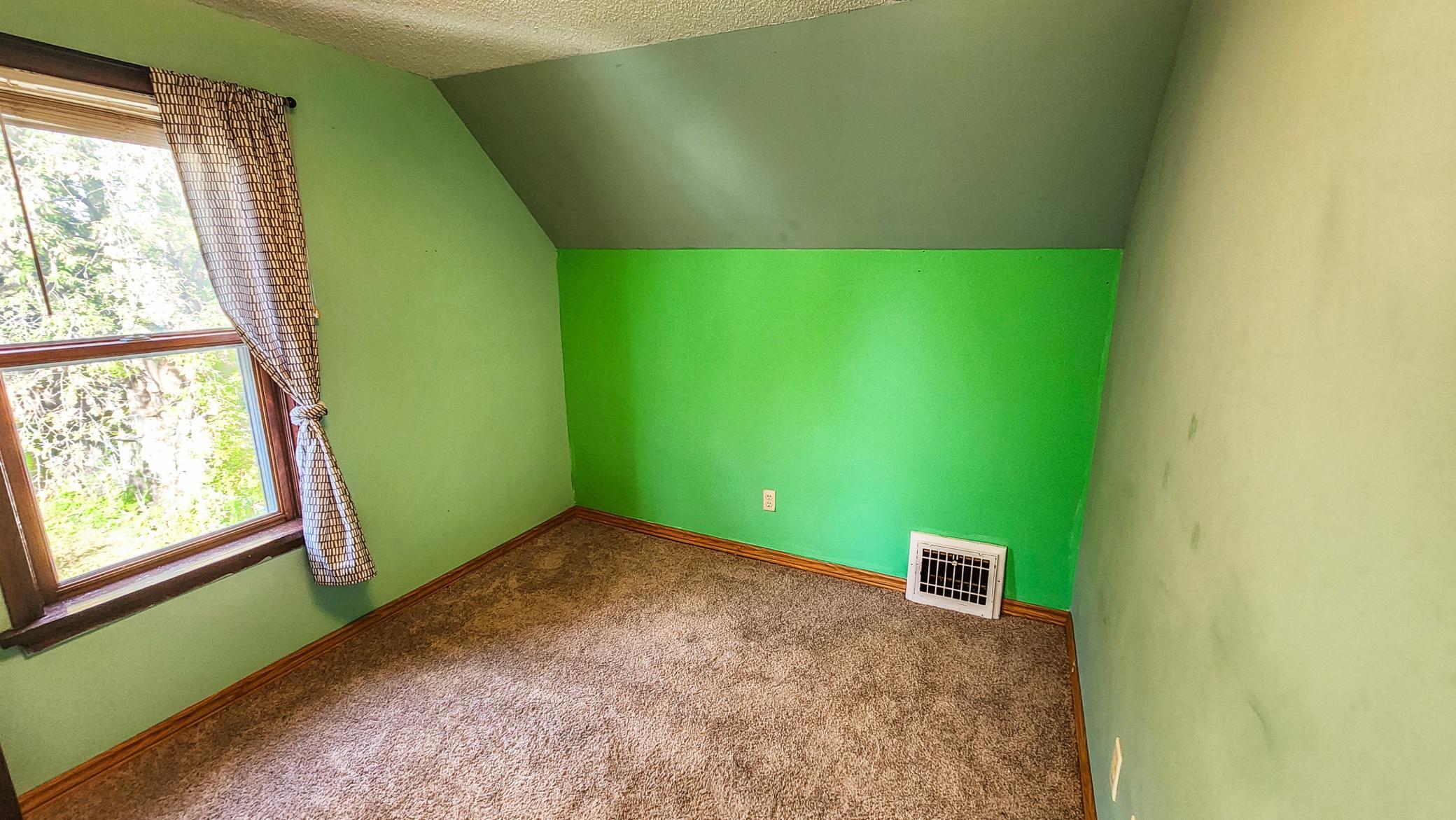 511 11th Street N, Moorhead MN 56560 - Photo 14 of 21