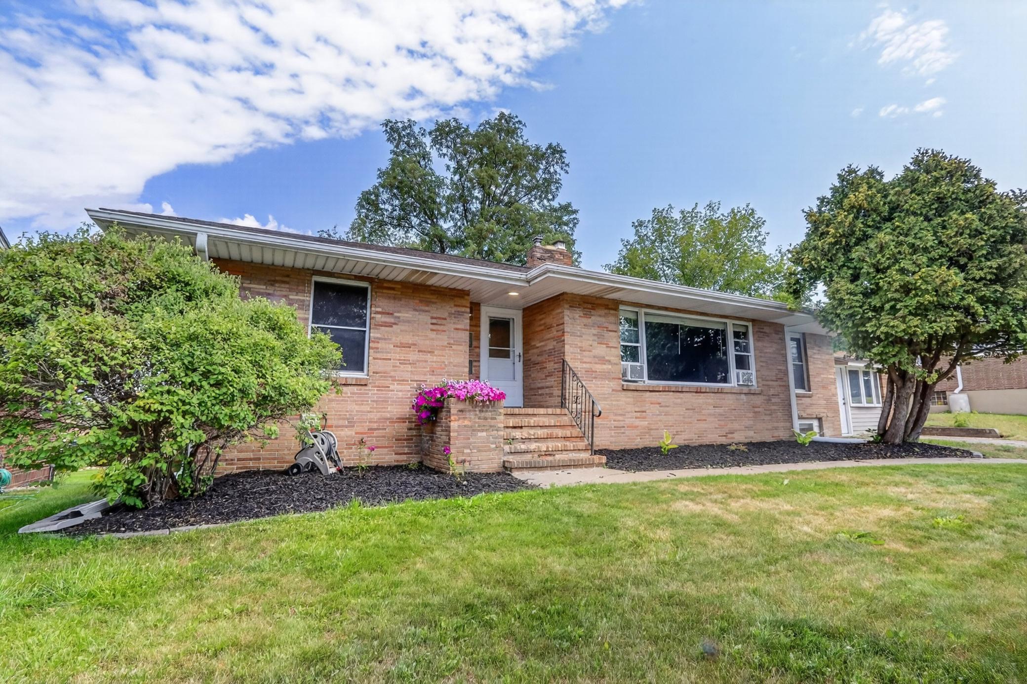212 S Pokegama Avenue, Grand Rapids MN 55744 - Photo 2 of 61