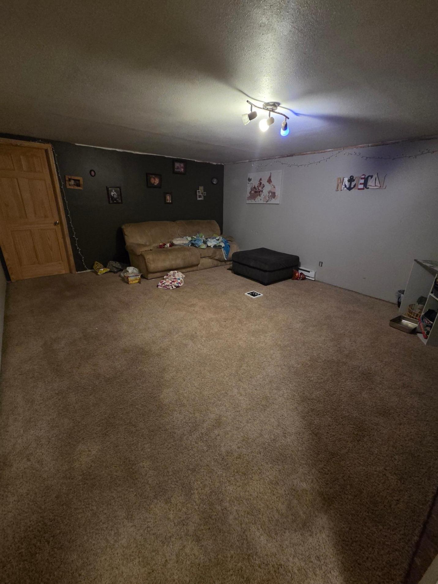 1982 single family home for sale at 121 & 407 4th & 2nd Street Avenue in Milnor, ND — 4 bed, 2 bath (photo 17 of 22)