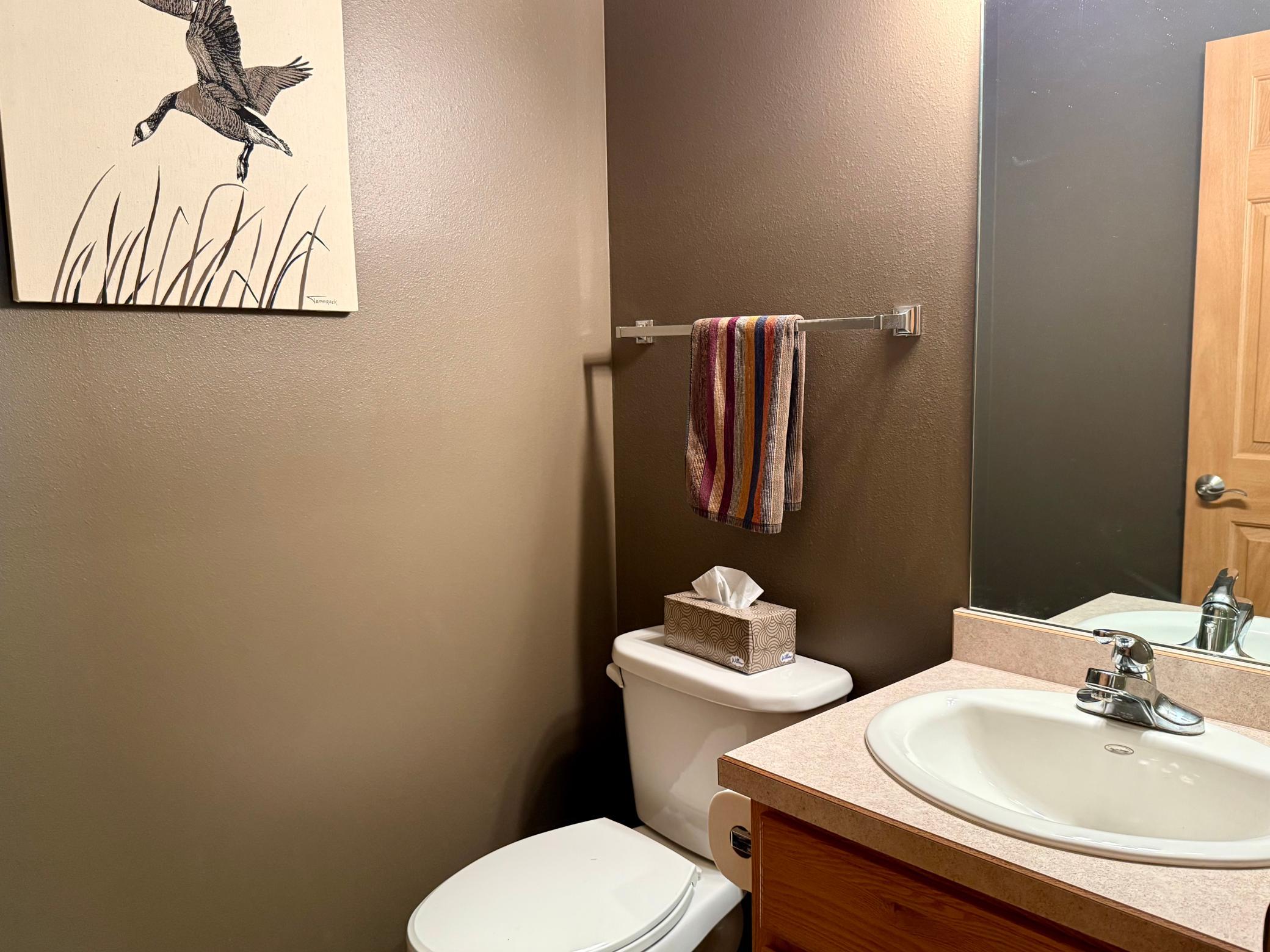 2003 twin home for sale at 1832 Nodaway Drive in Detroit Lakes, MN — 3 bed, 3 bath (photo 25 of 51)